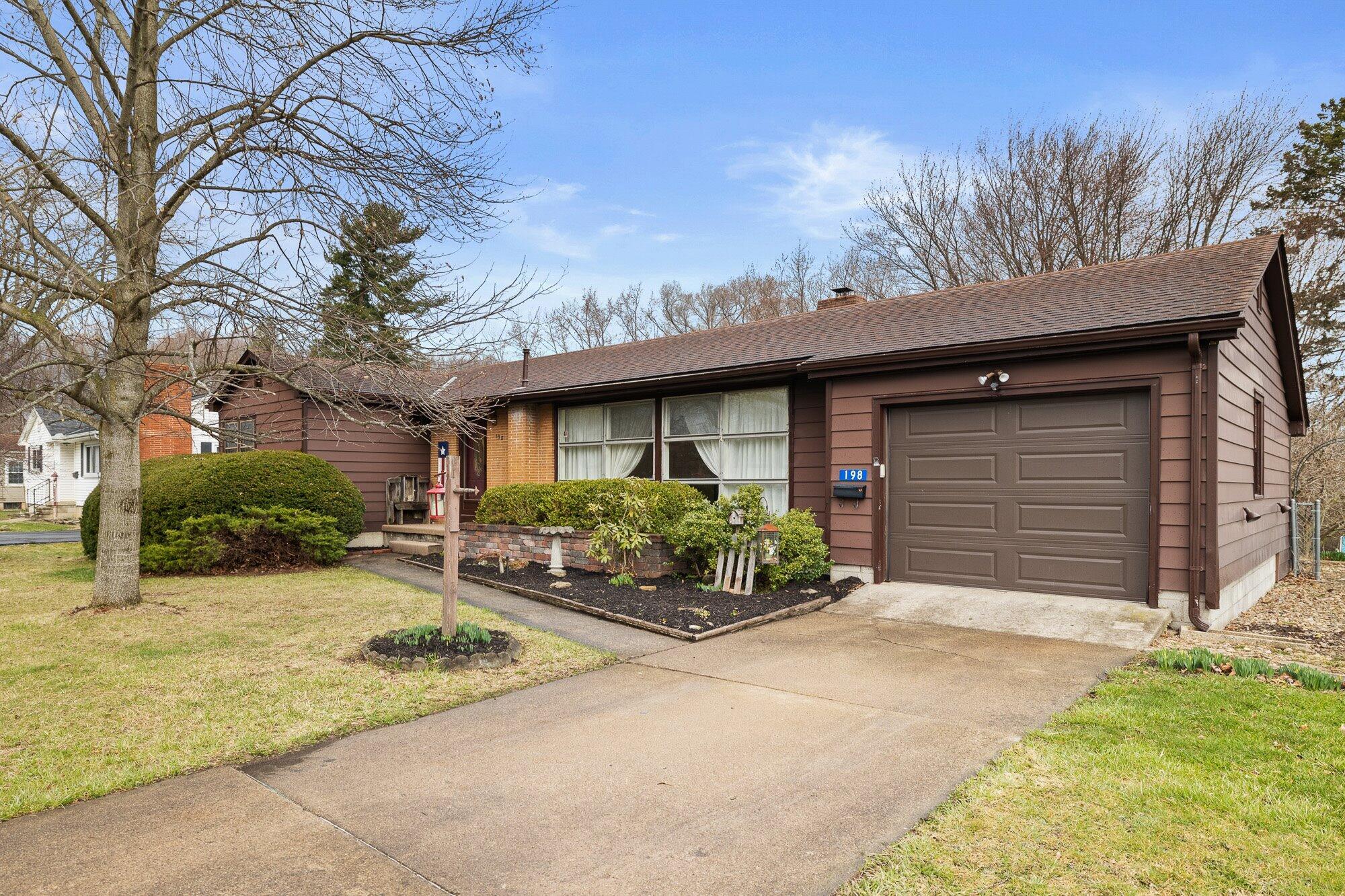 198 Edgewood Drive Property Photo