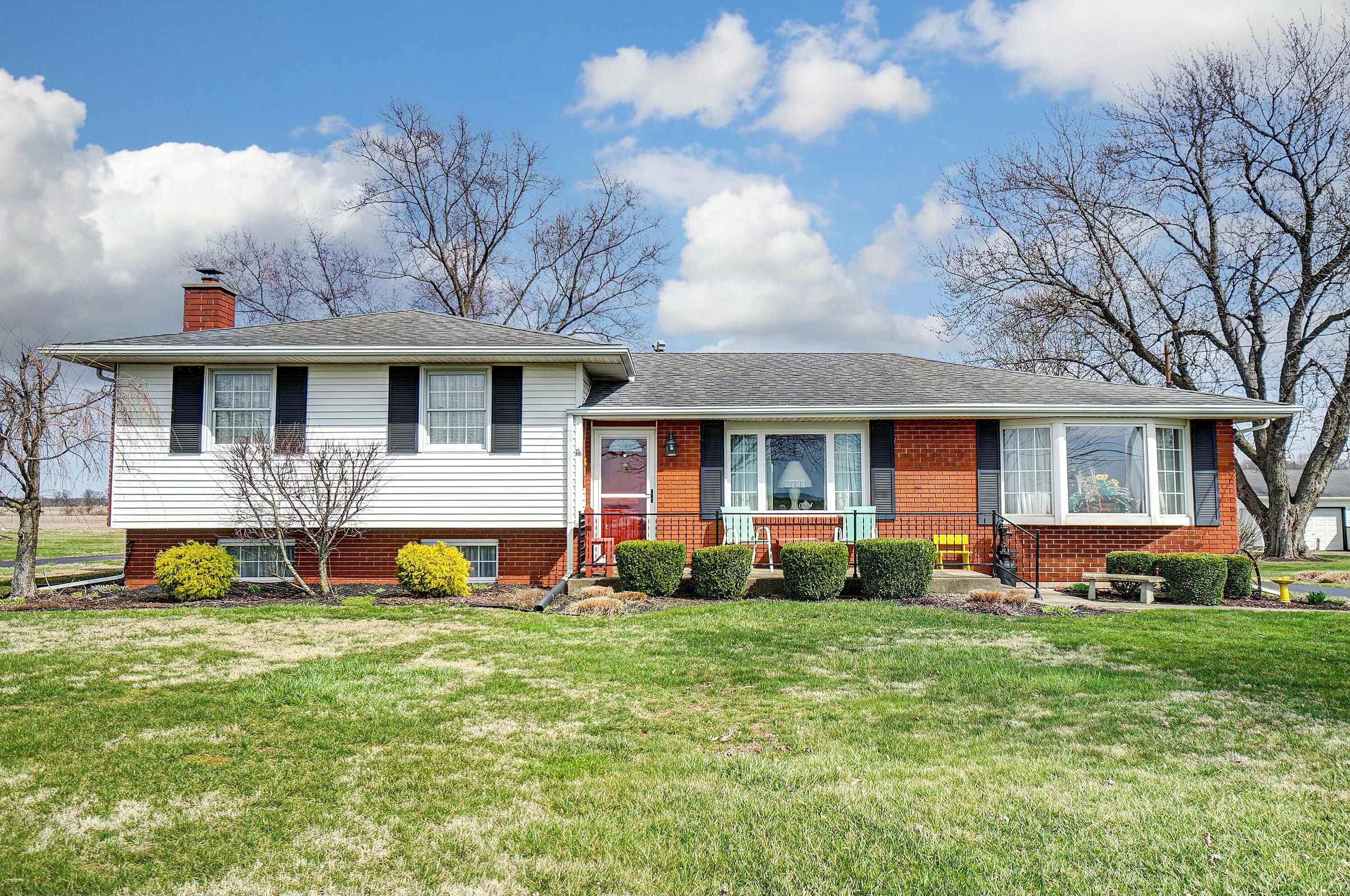 910 Bowman Road Property Photo