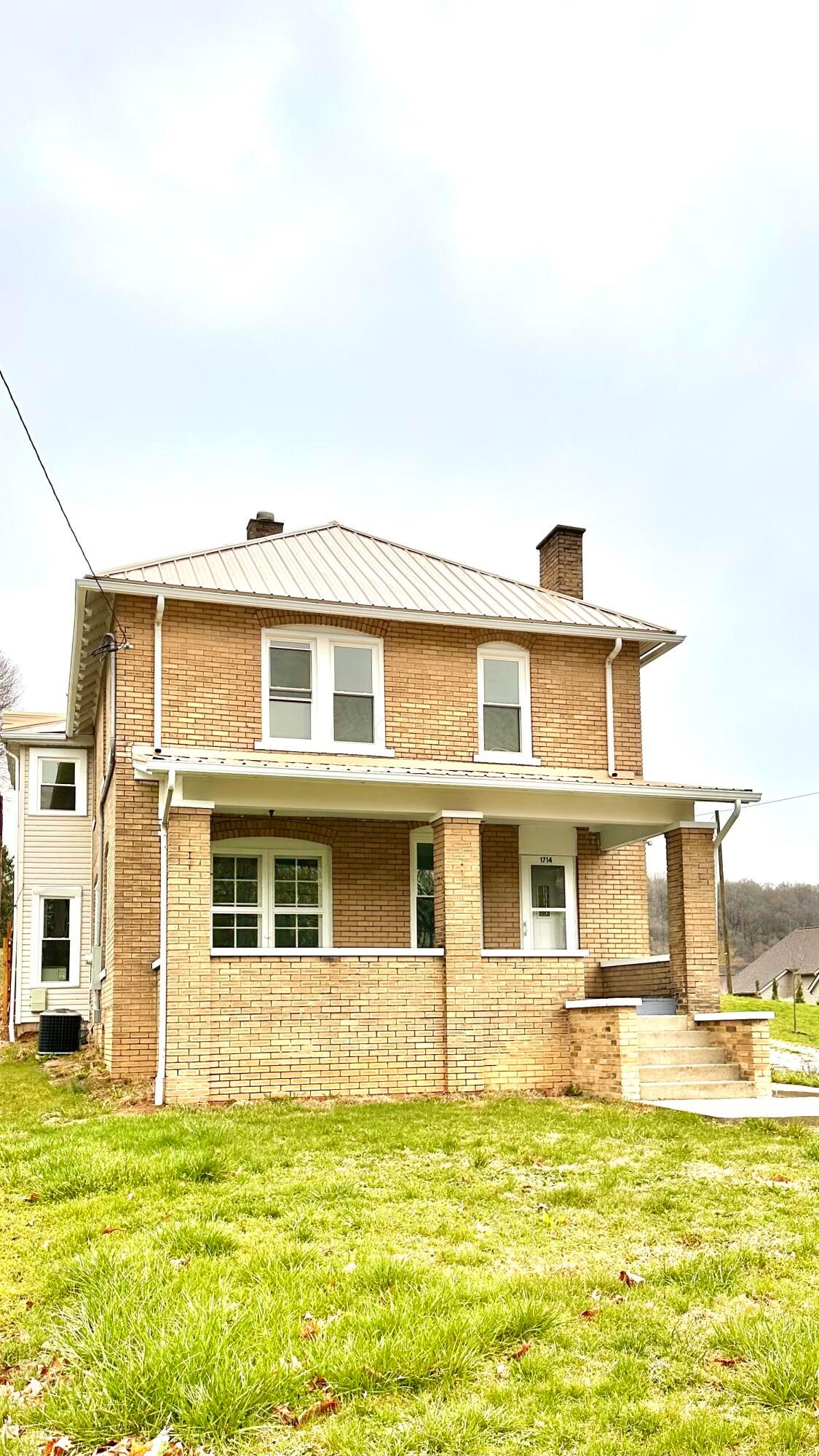 1714 Baltimore Road Nw Property Photo 2