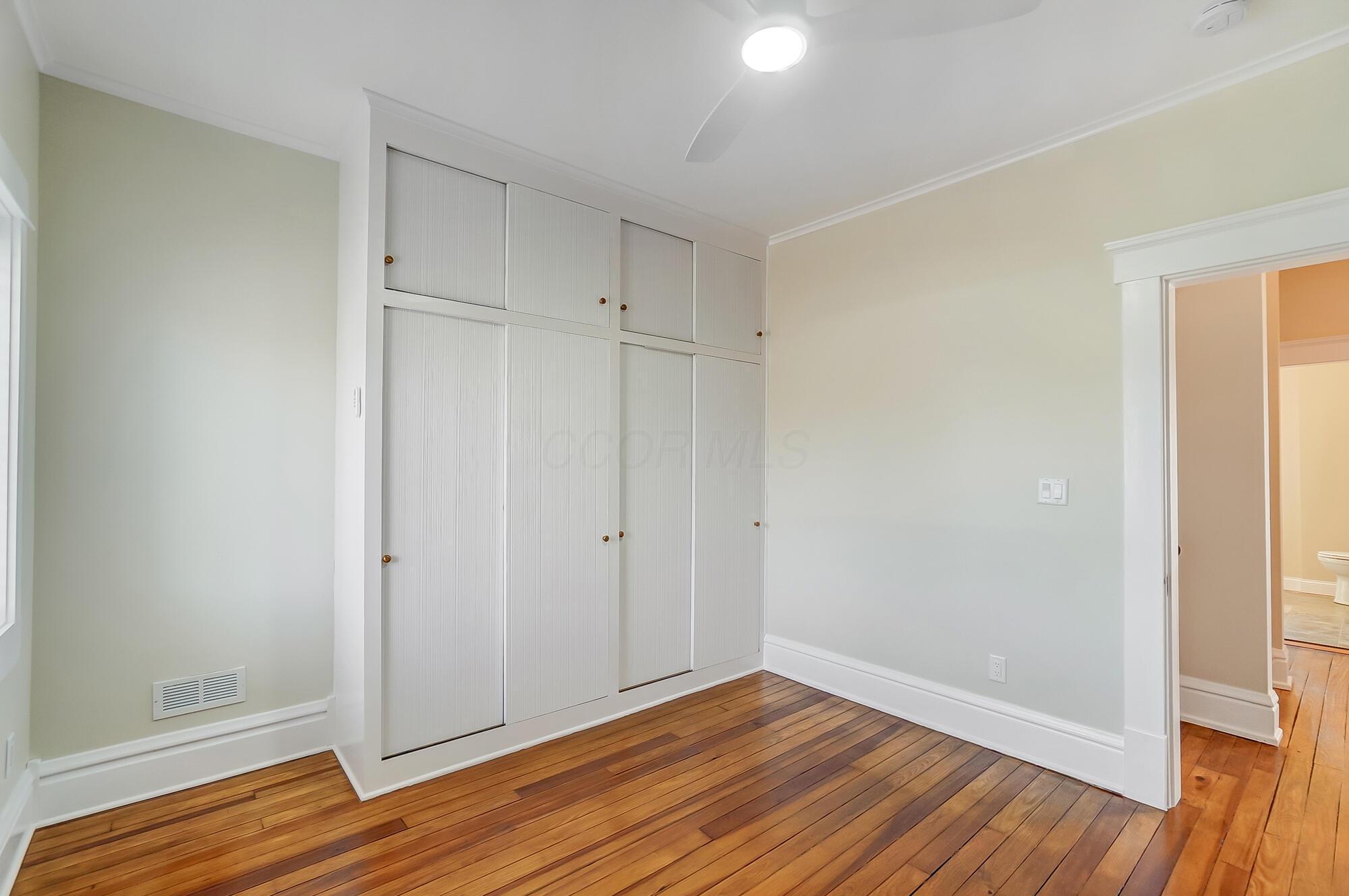 1021 E Livingston Avenue Property Photo 36