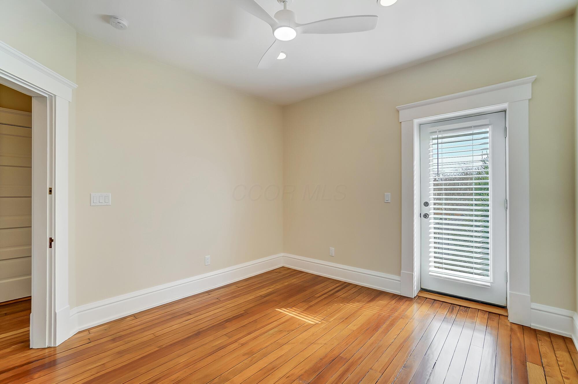 1021 E Livingston Avenue Property Photo 39