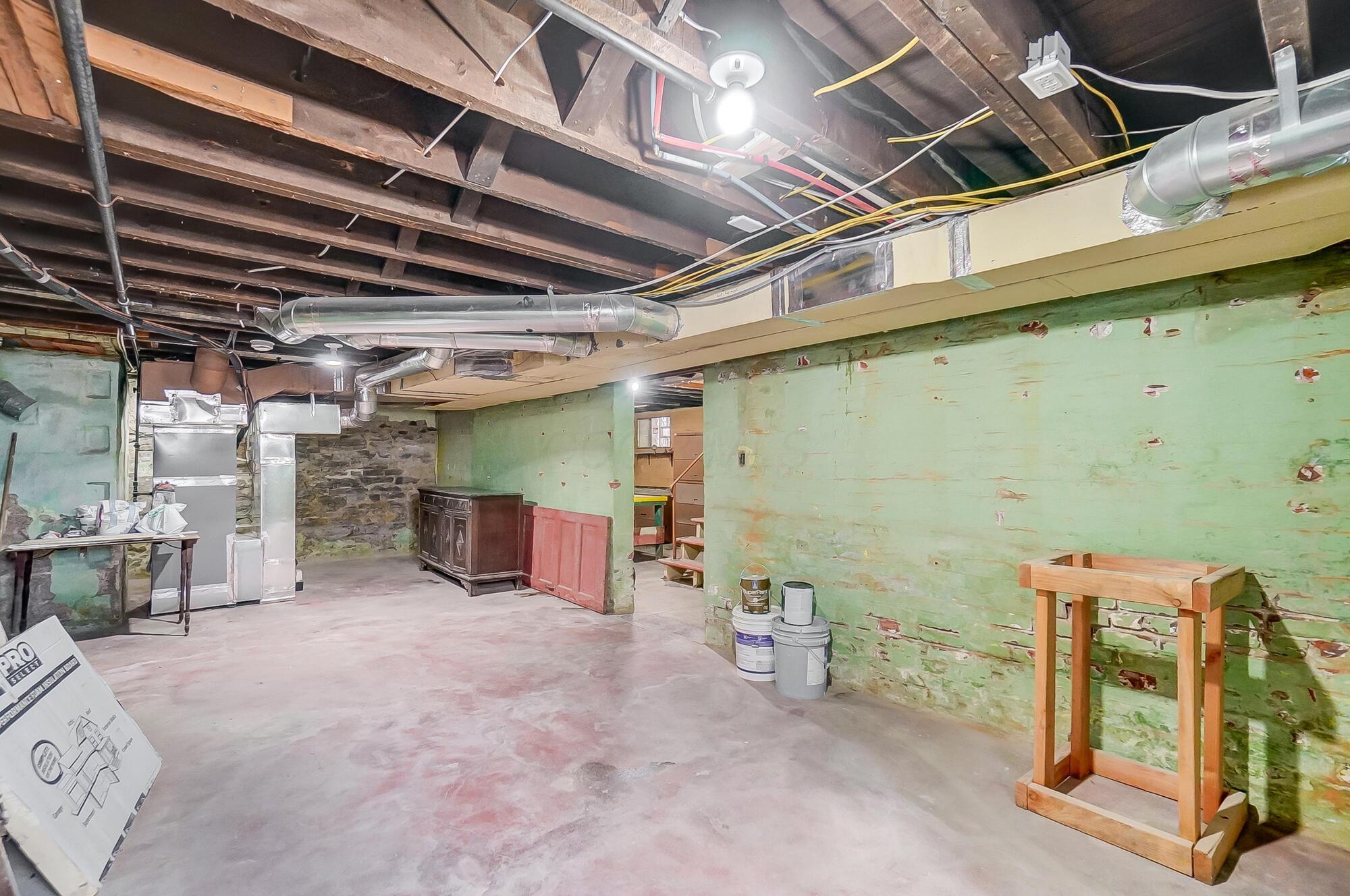 1021 E Livingston Avenue Property Photo 48