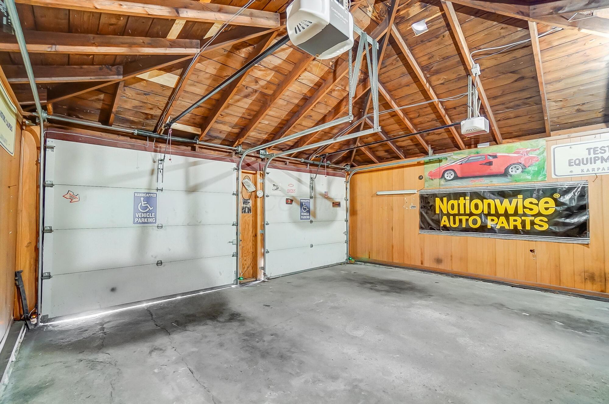 1021 E Livingston Avenue Property Photo 53