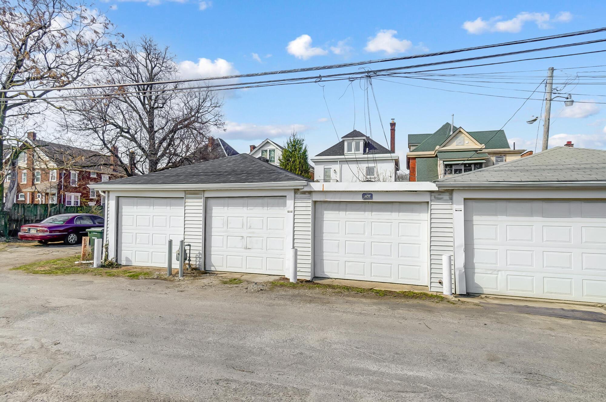1021 E Livingston Avenue Property Photo 54