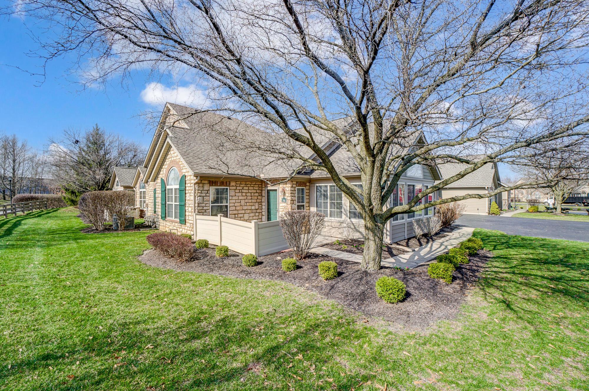 751 Kingsmead Road Property Photo 3