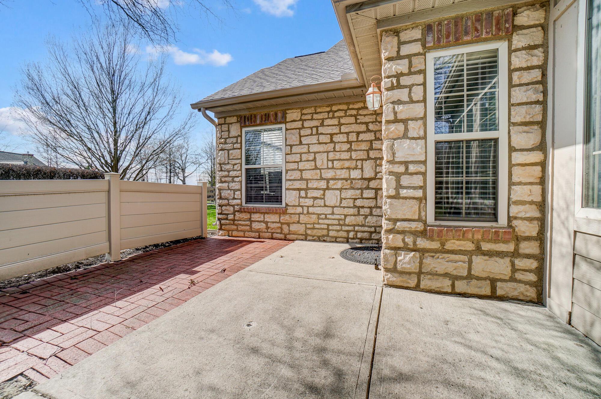 751 Kingsmead Road Property Photo 4