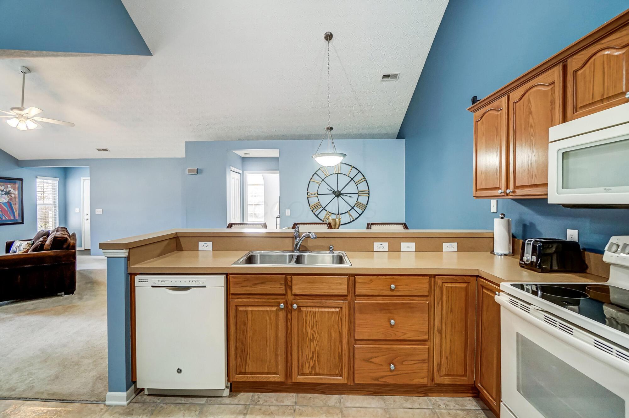 751 Kingsmead Road Property Photo 17