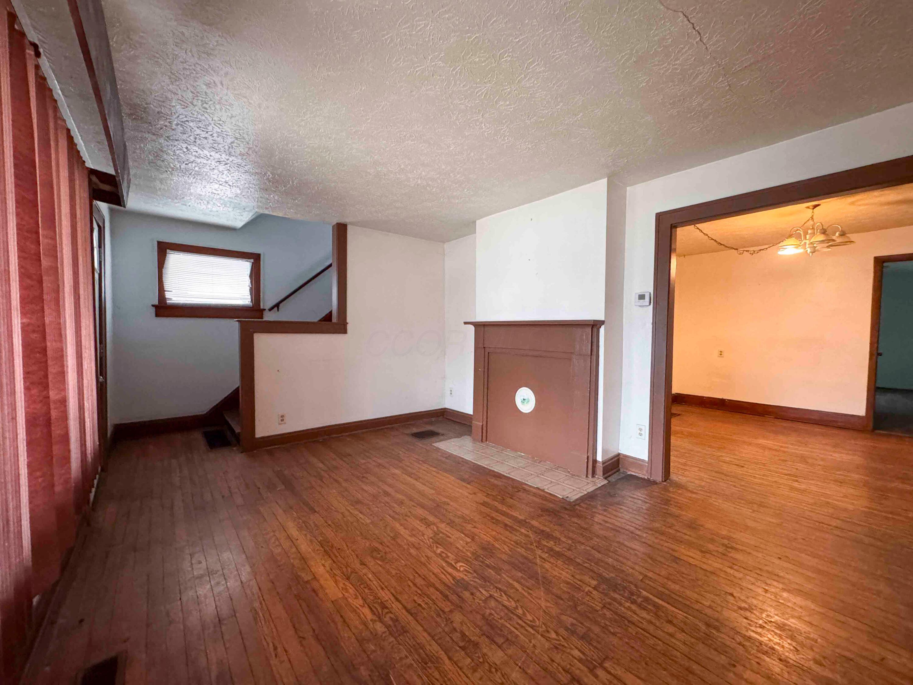 1484 Aberdeen Avenue Property Photo 4
