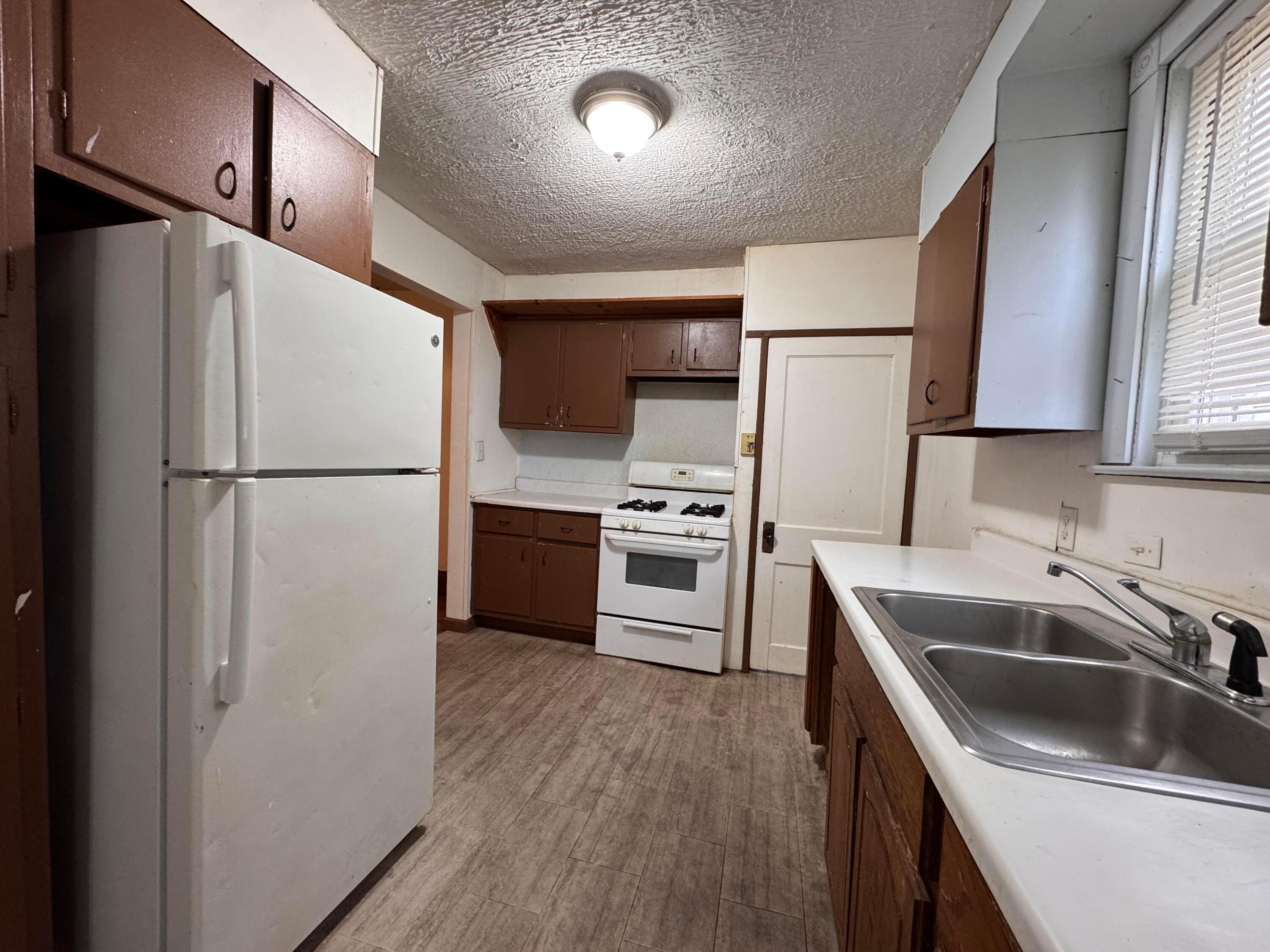 1484 Aberdeen Avenue Property Photo 8