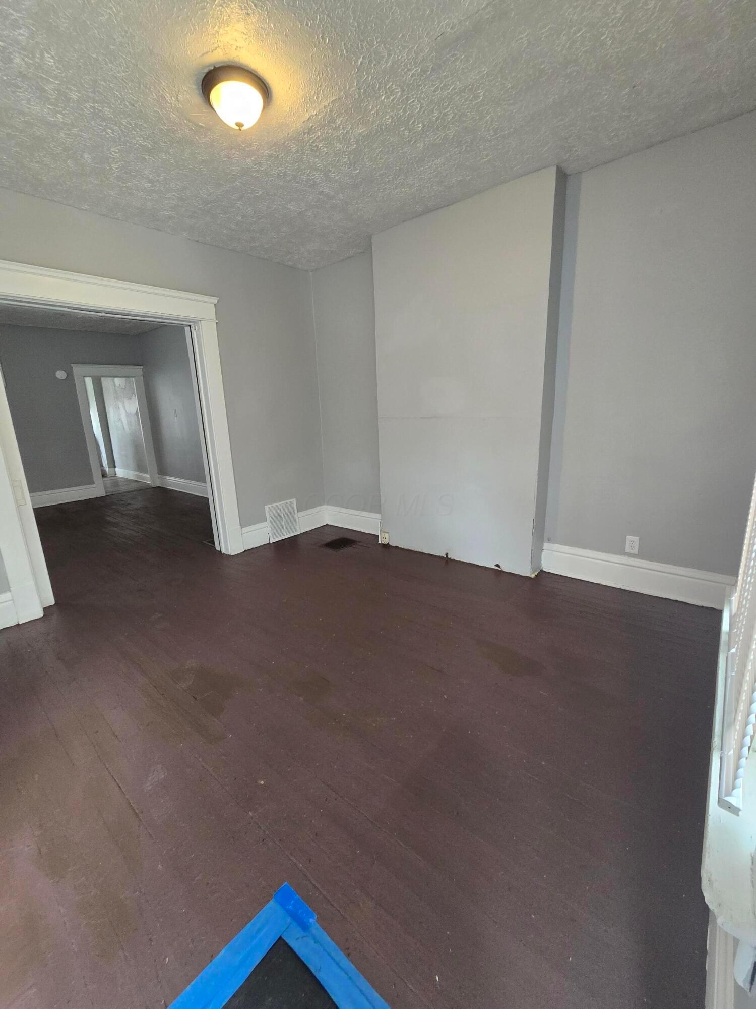 148-150 Midland Avenue Property Photo 6