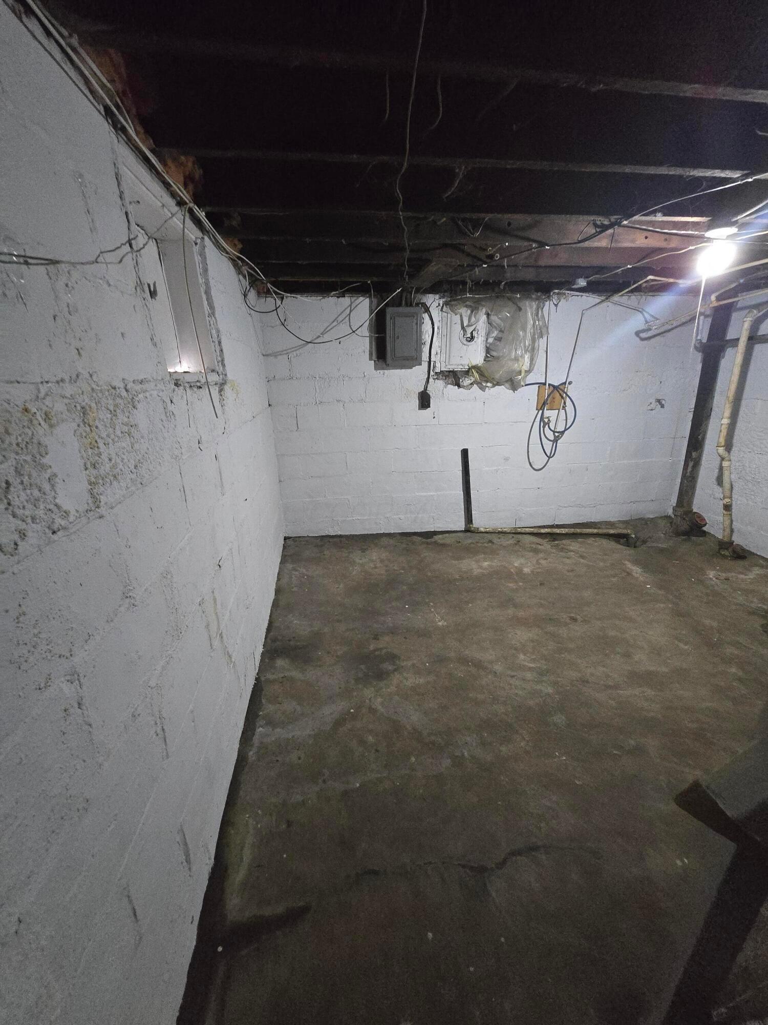148-150 Midland Avenue Property Photo 15