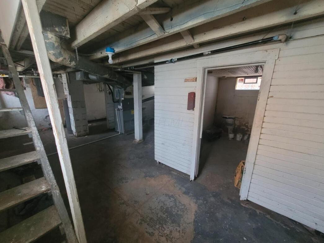 41 S Ogden Avenue Property Photo 11