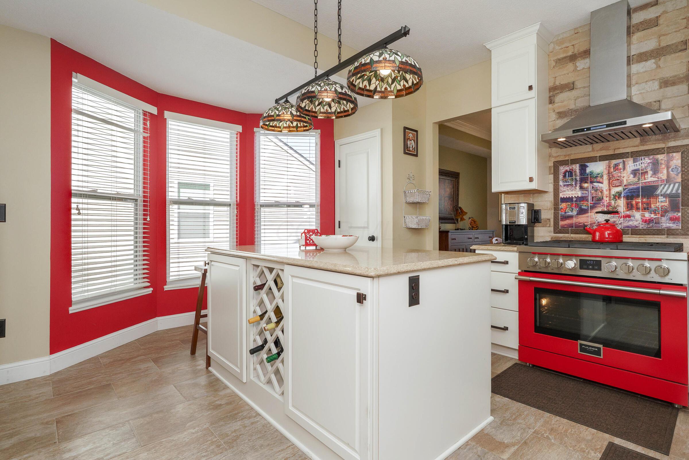 6735 Bigerton Bend Property Photo 14