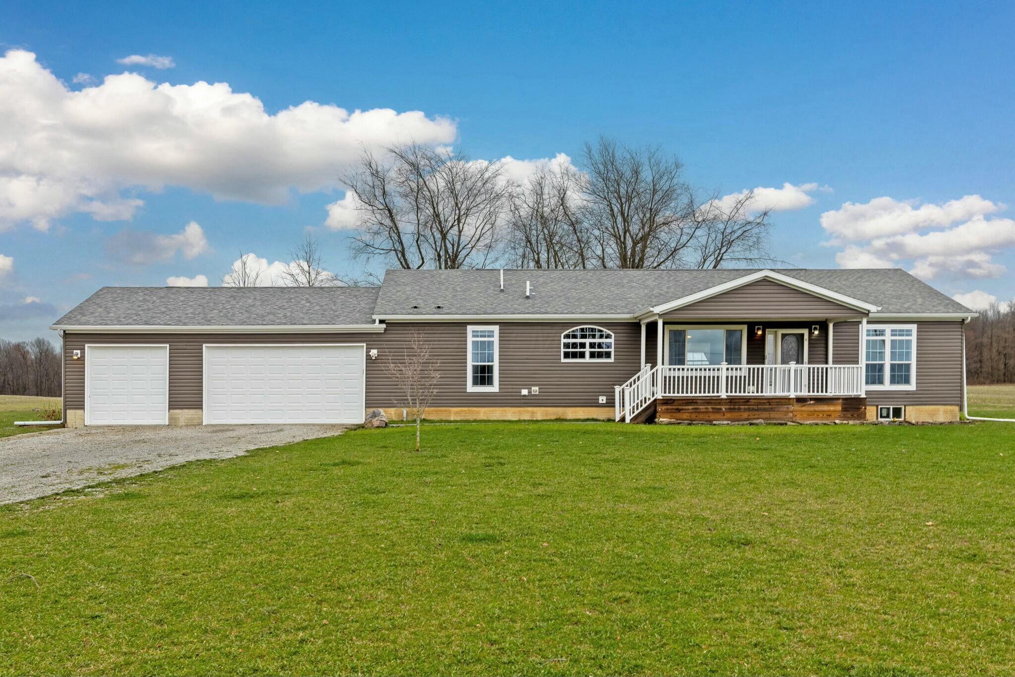 3785 Lindsey Road Property Photo