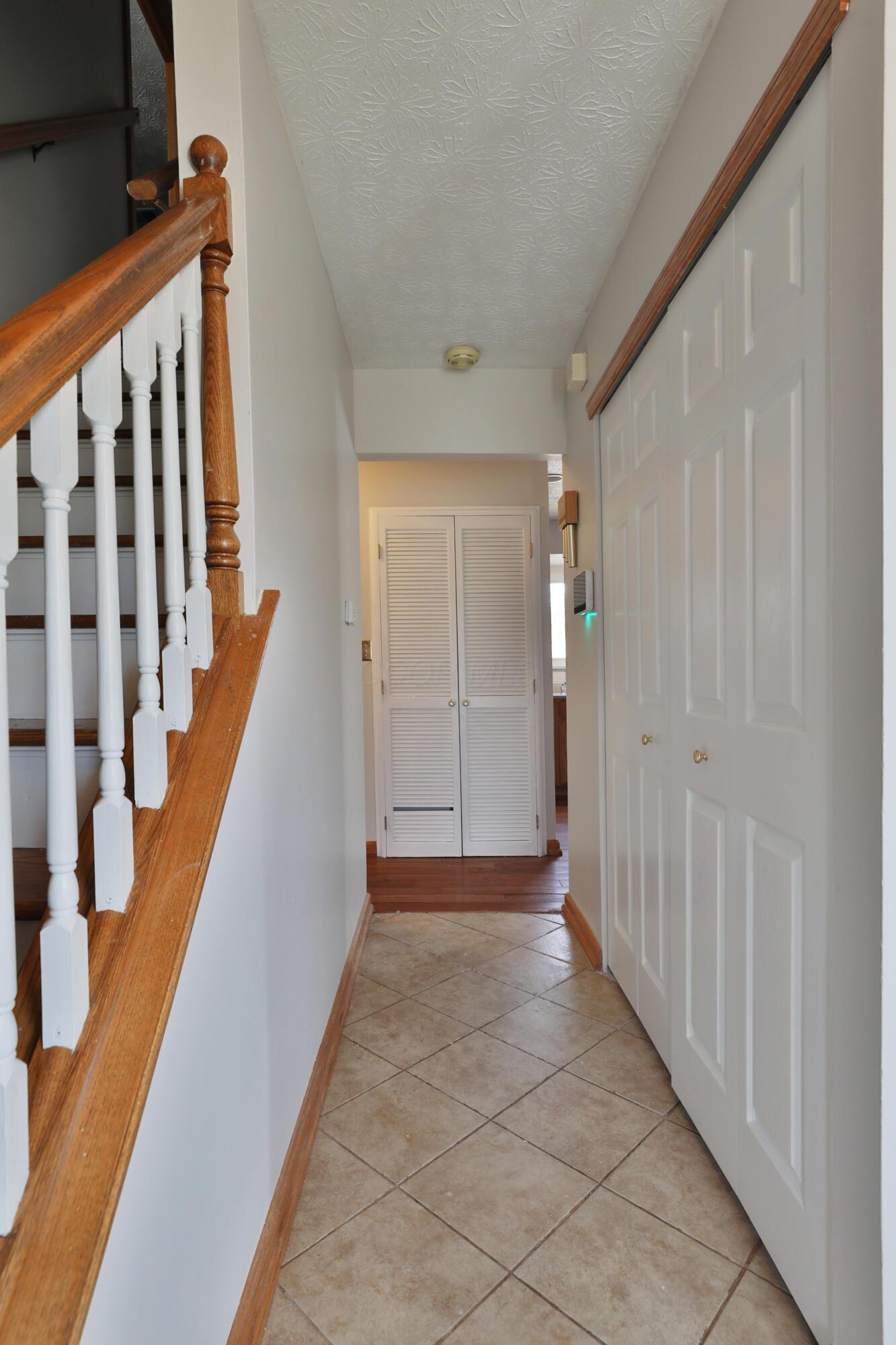 1360 Vauxhall Place Property Photo 19