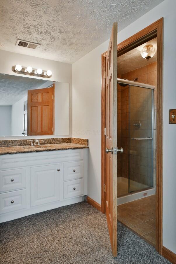 1360 Vauxhall Place Property Photo 36