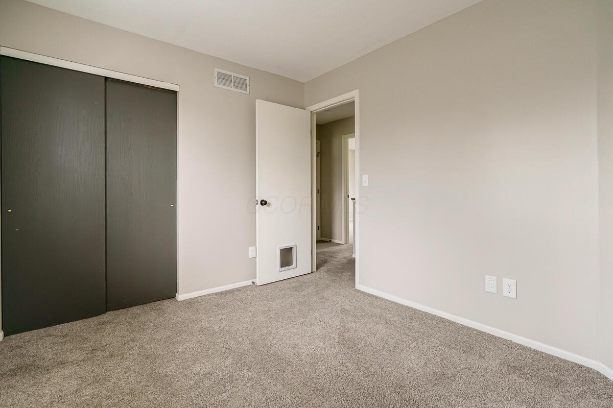 5270 Gladstone Place Property Photo 28