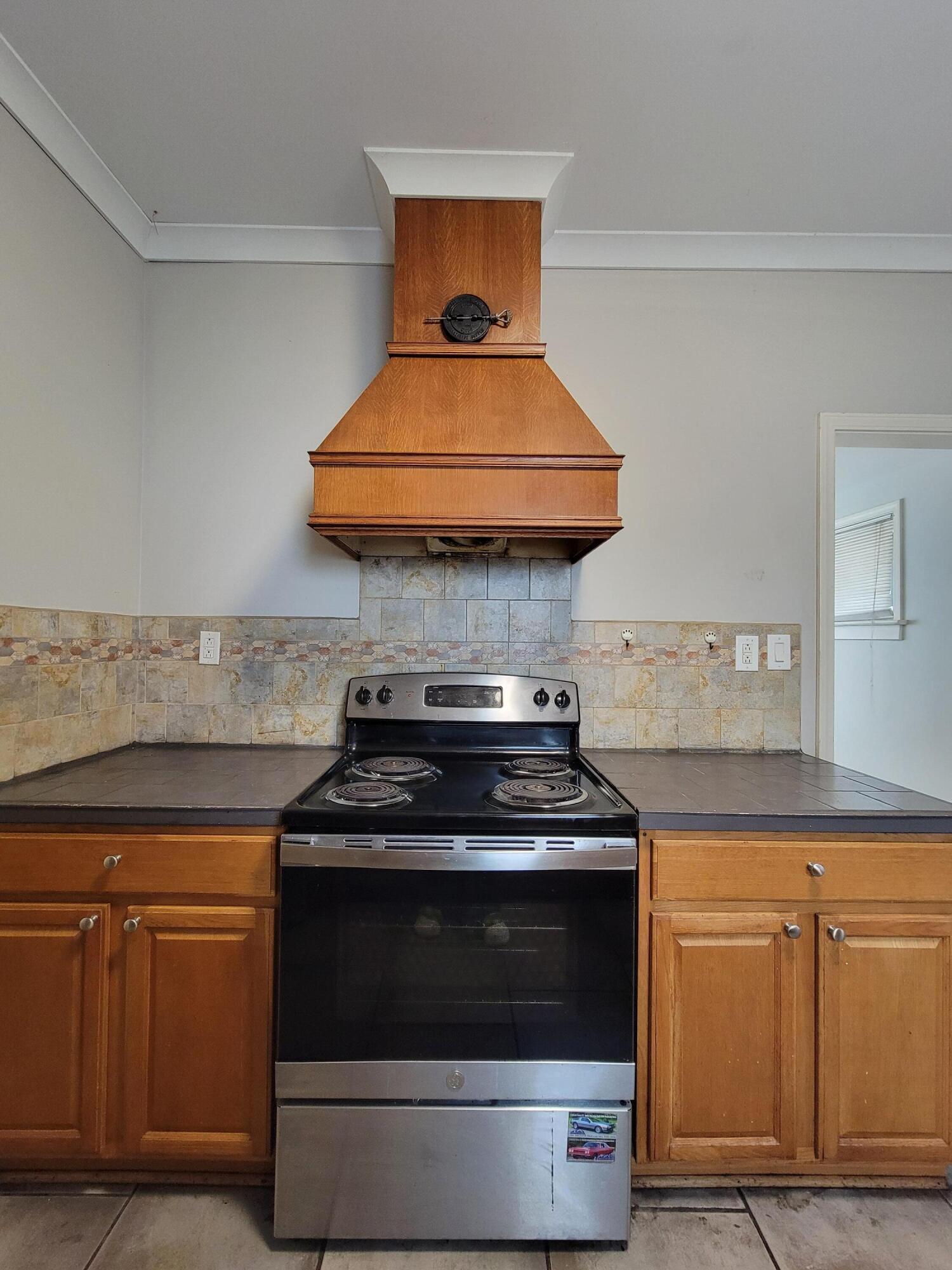 137 Carhart Street Property Photo 24