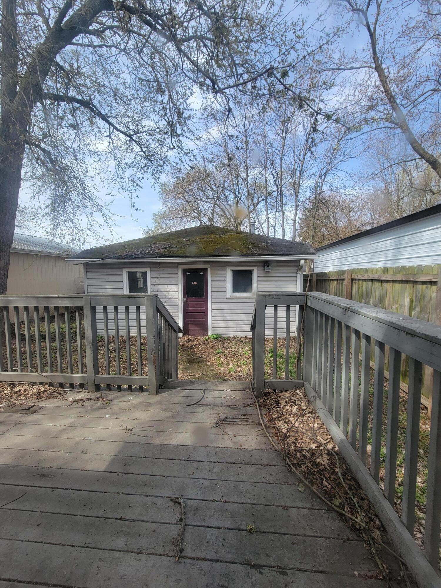 137 Carhart Street Property Photo 31