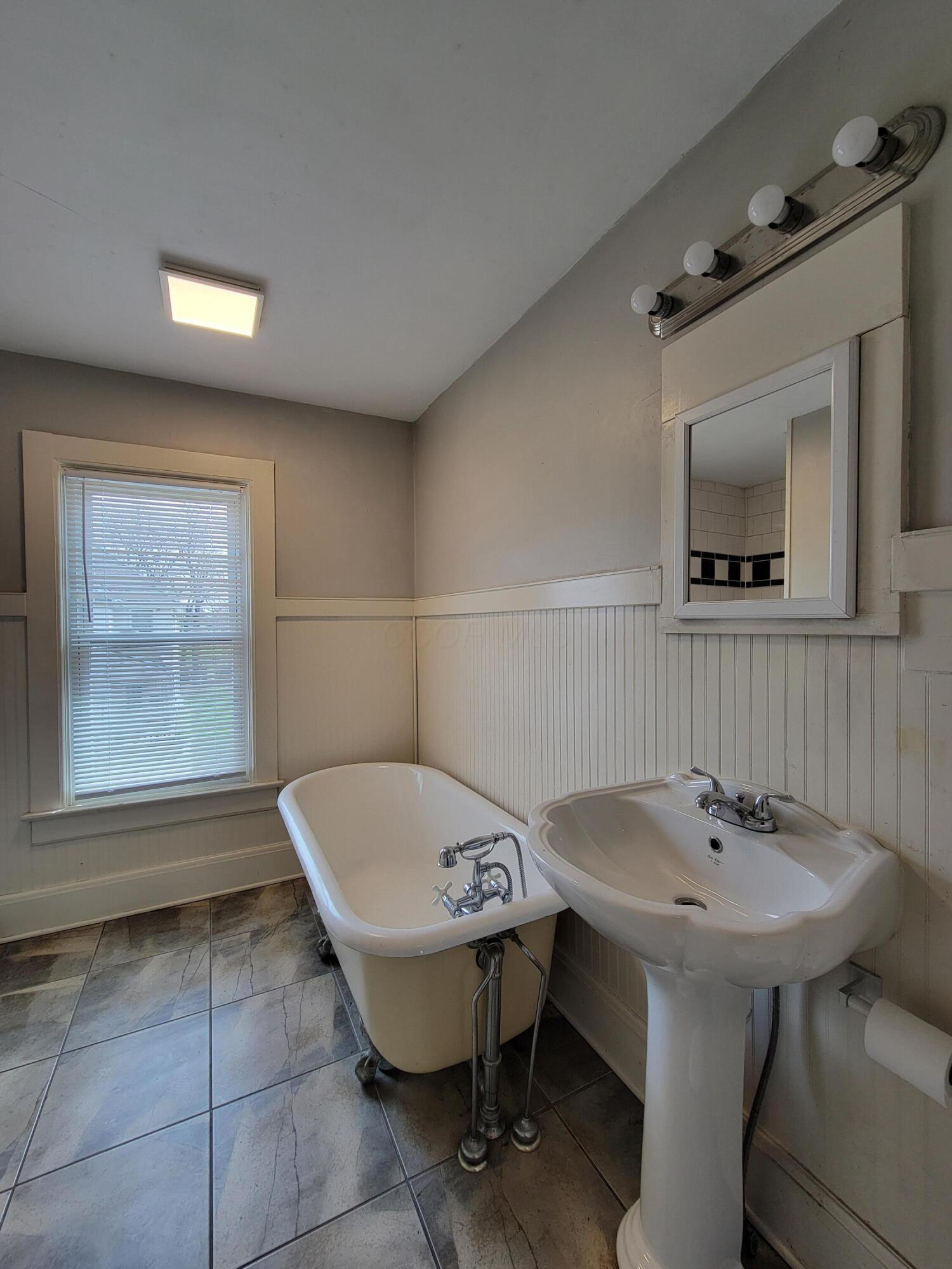 137 Carhart Street Property Photo 39