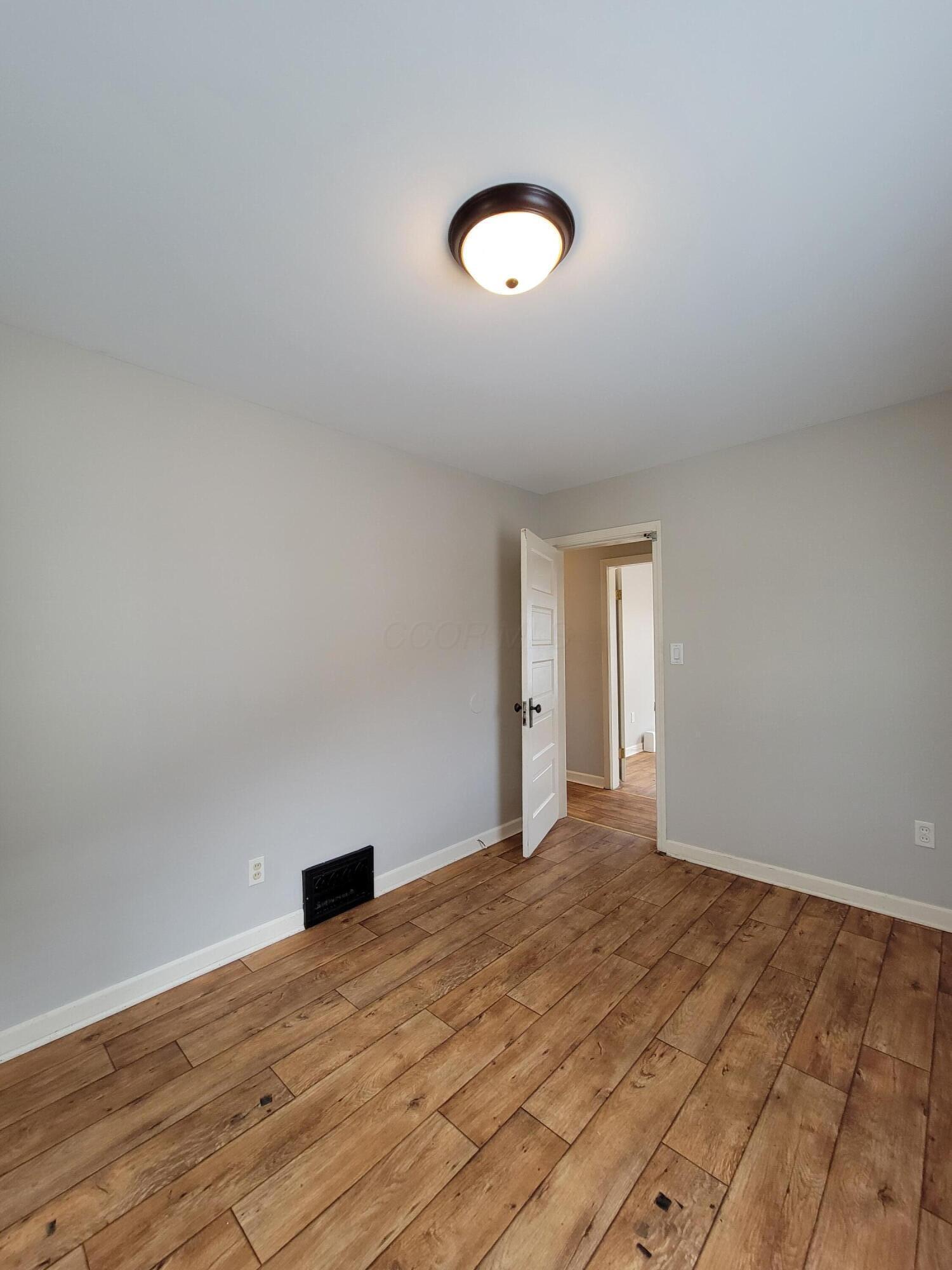 137 Carhart Street Property Photo 48
