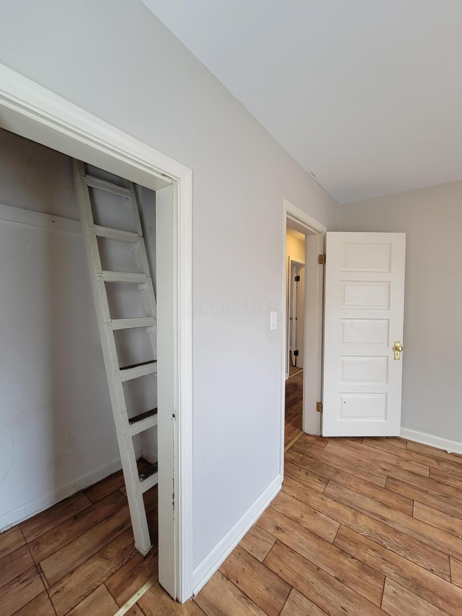 137 Carhart Street Property Photo 53