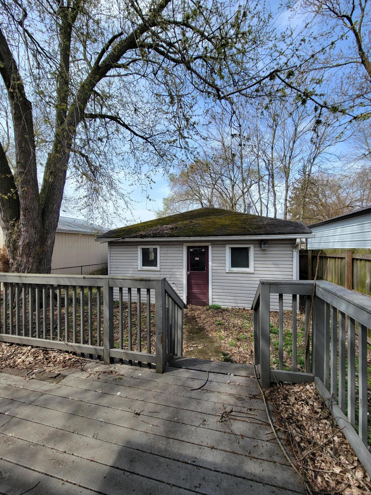 137 Carhart Street Property Photo 57