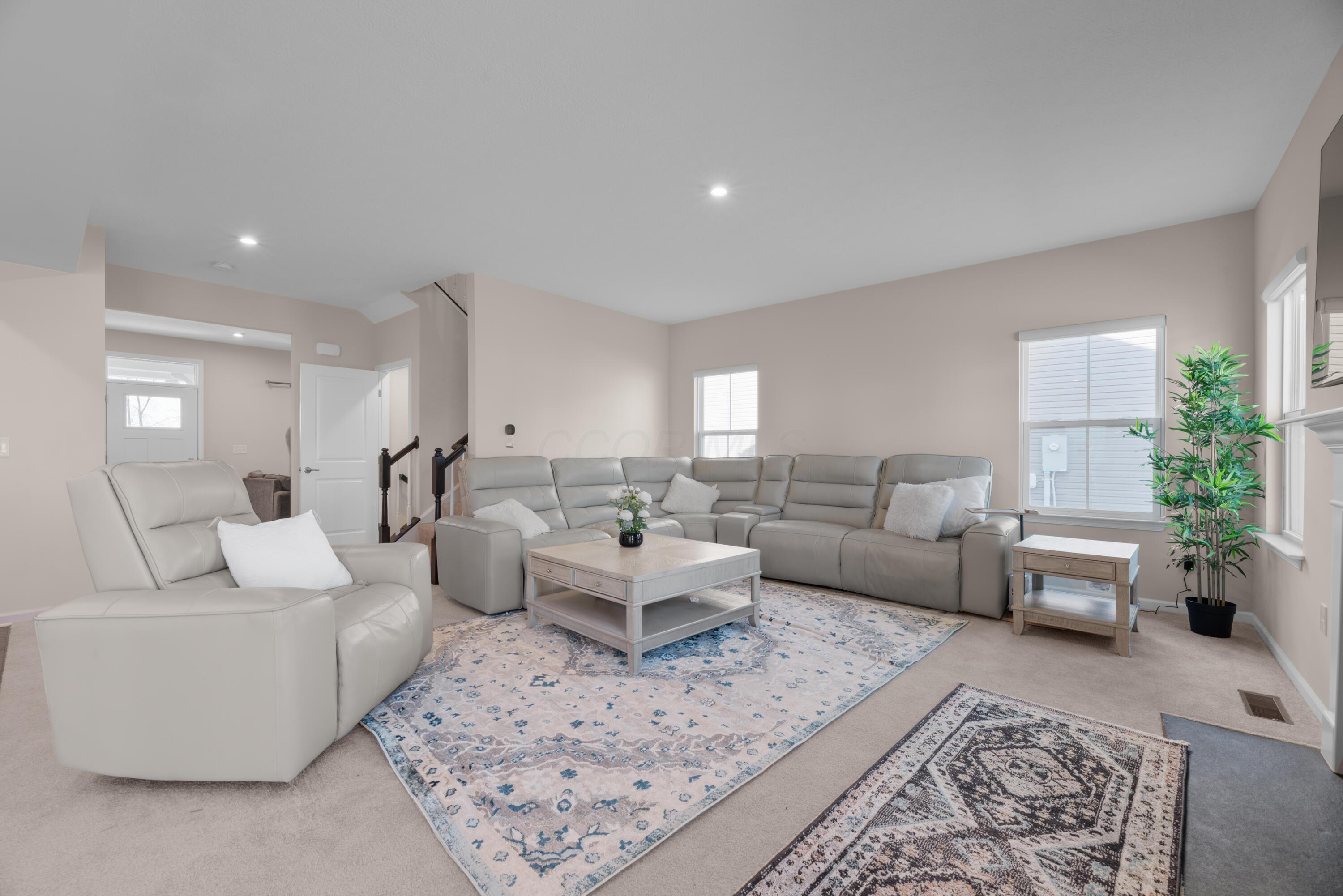 12222 Taylors Way Property Photo 8