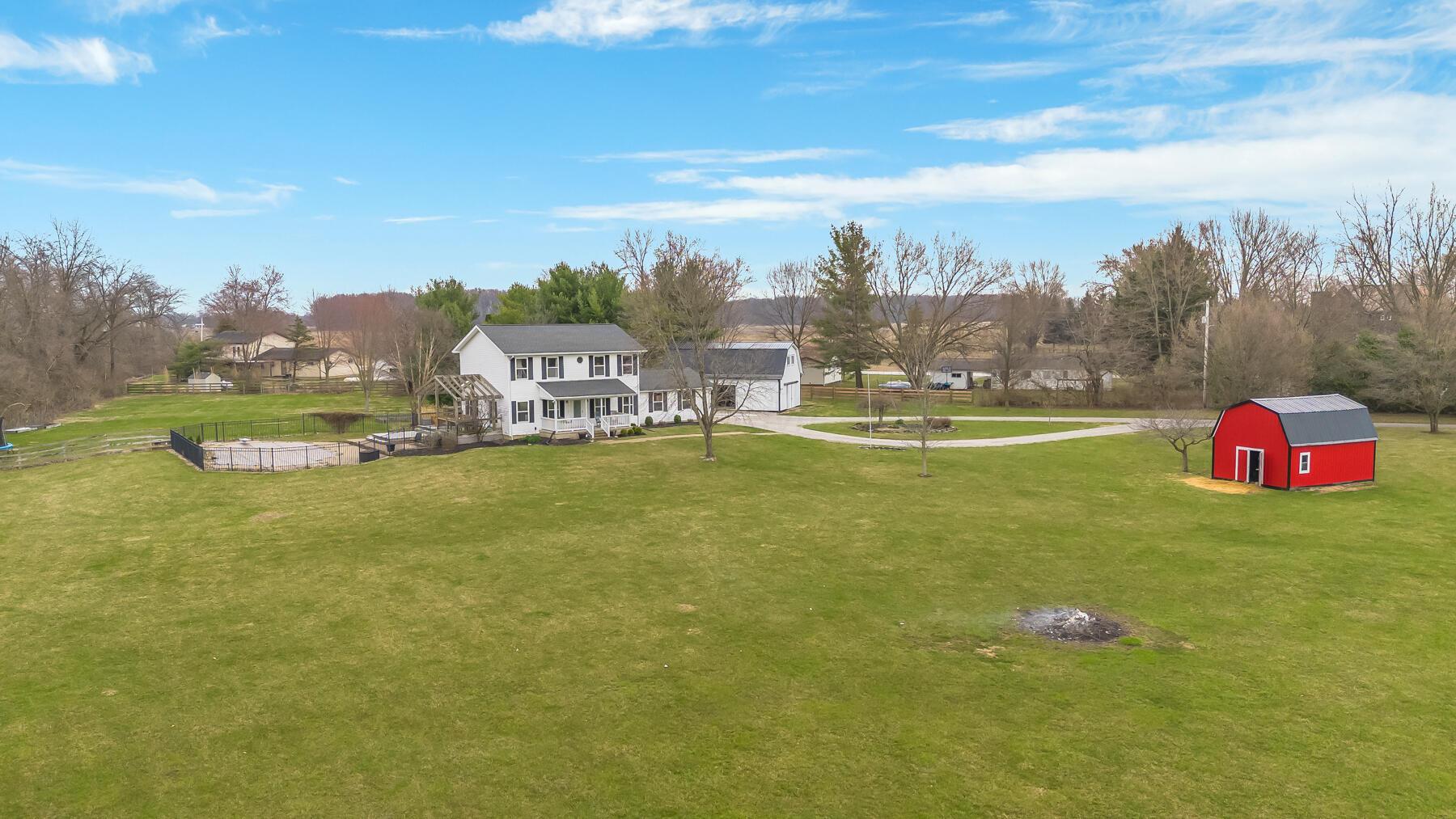 8383 Horseshoe Road Property Photo