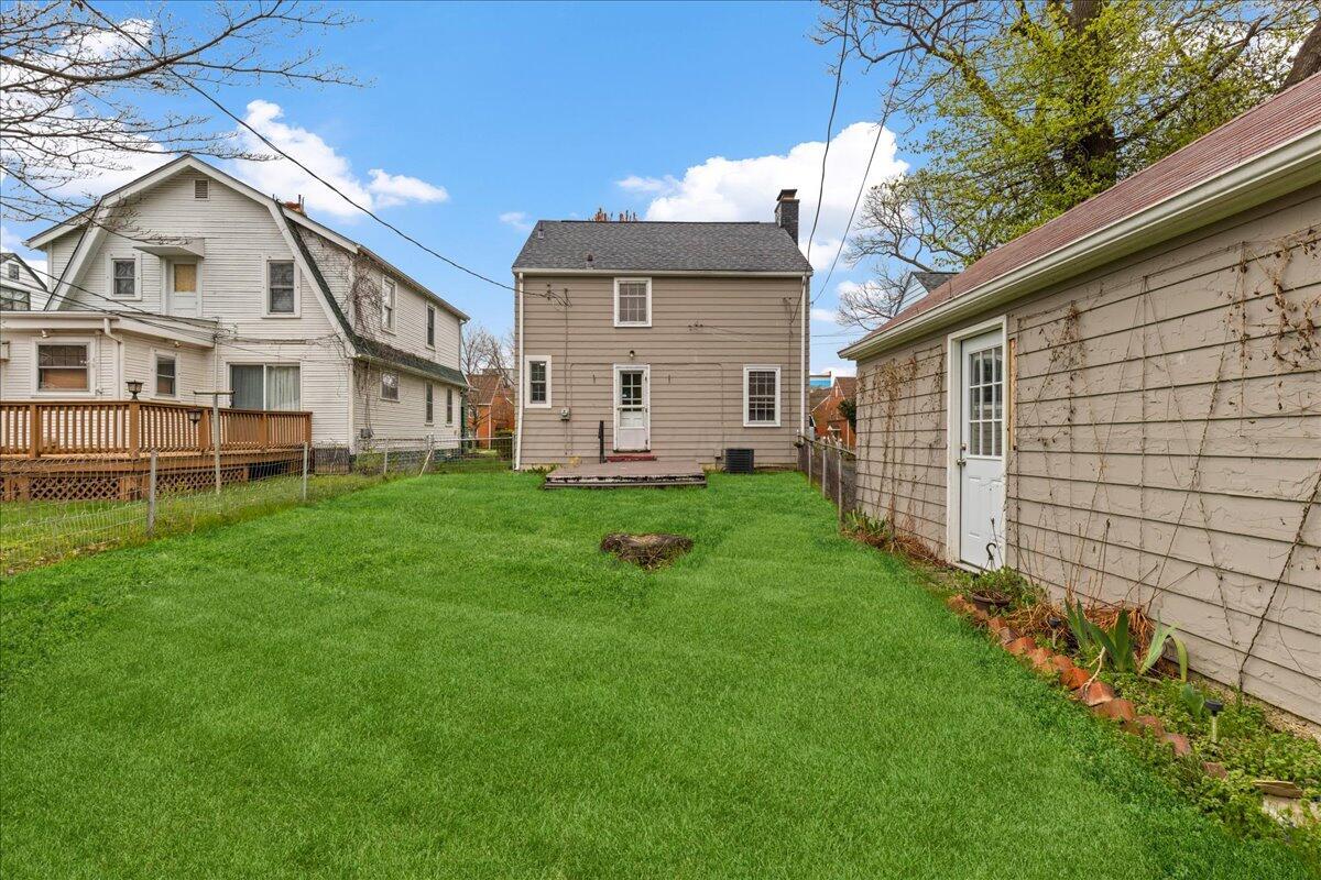 2005 Maryland Avenue Property Photo 5
