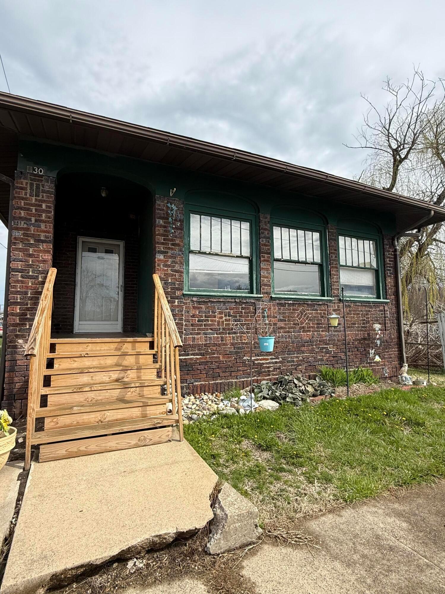 30 5th Street Property Photo 1