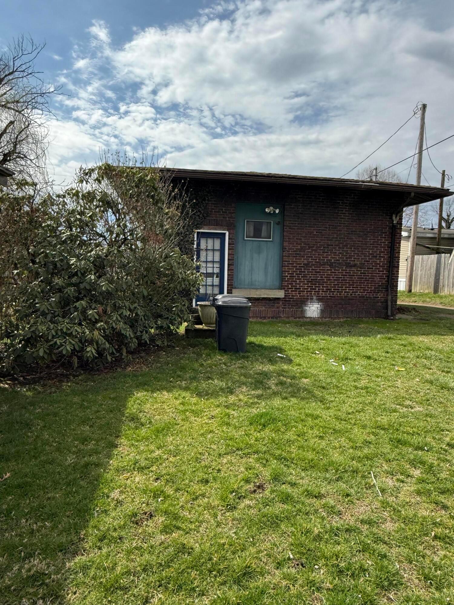 30 5th Street Property Photo 2