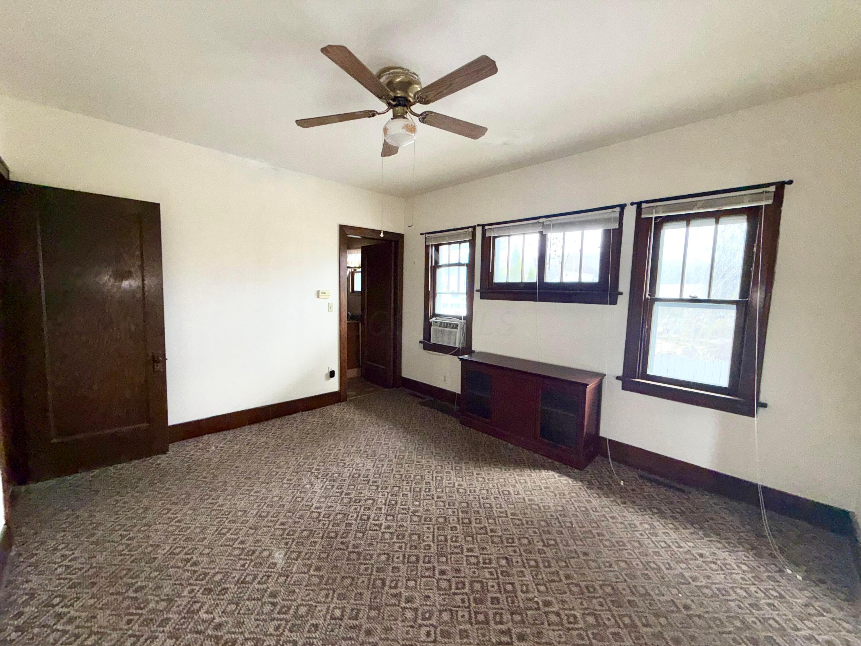 30 5th Street Property Photo 8