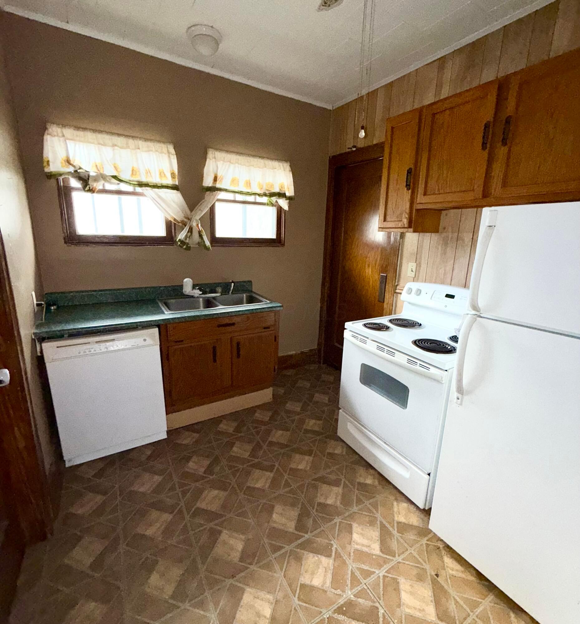 30 5th Street Property Photo 9