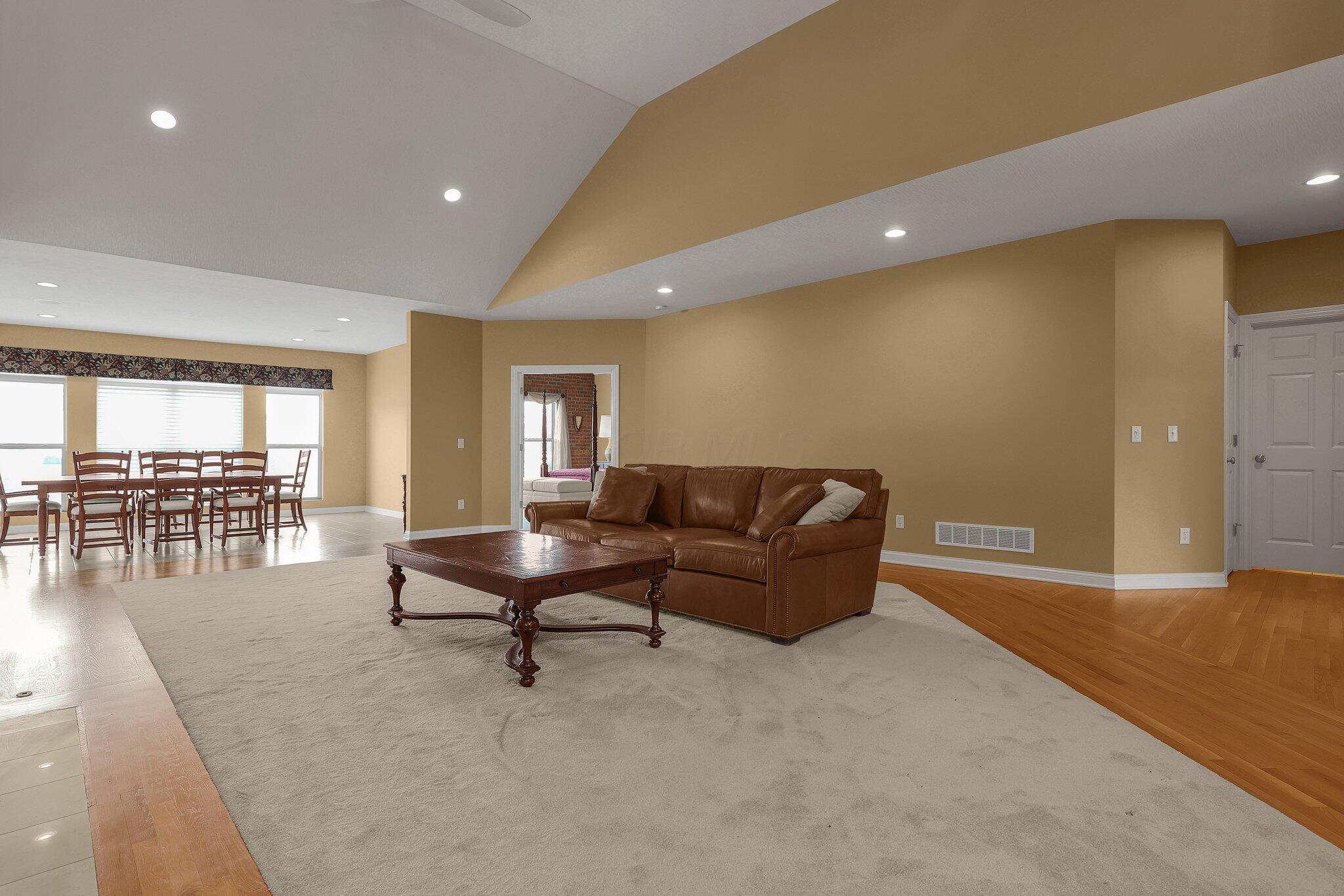 1502 Stewart Place Property Photo 6