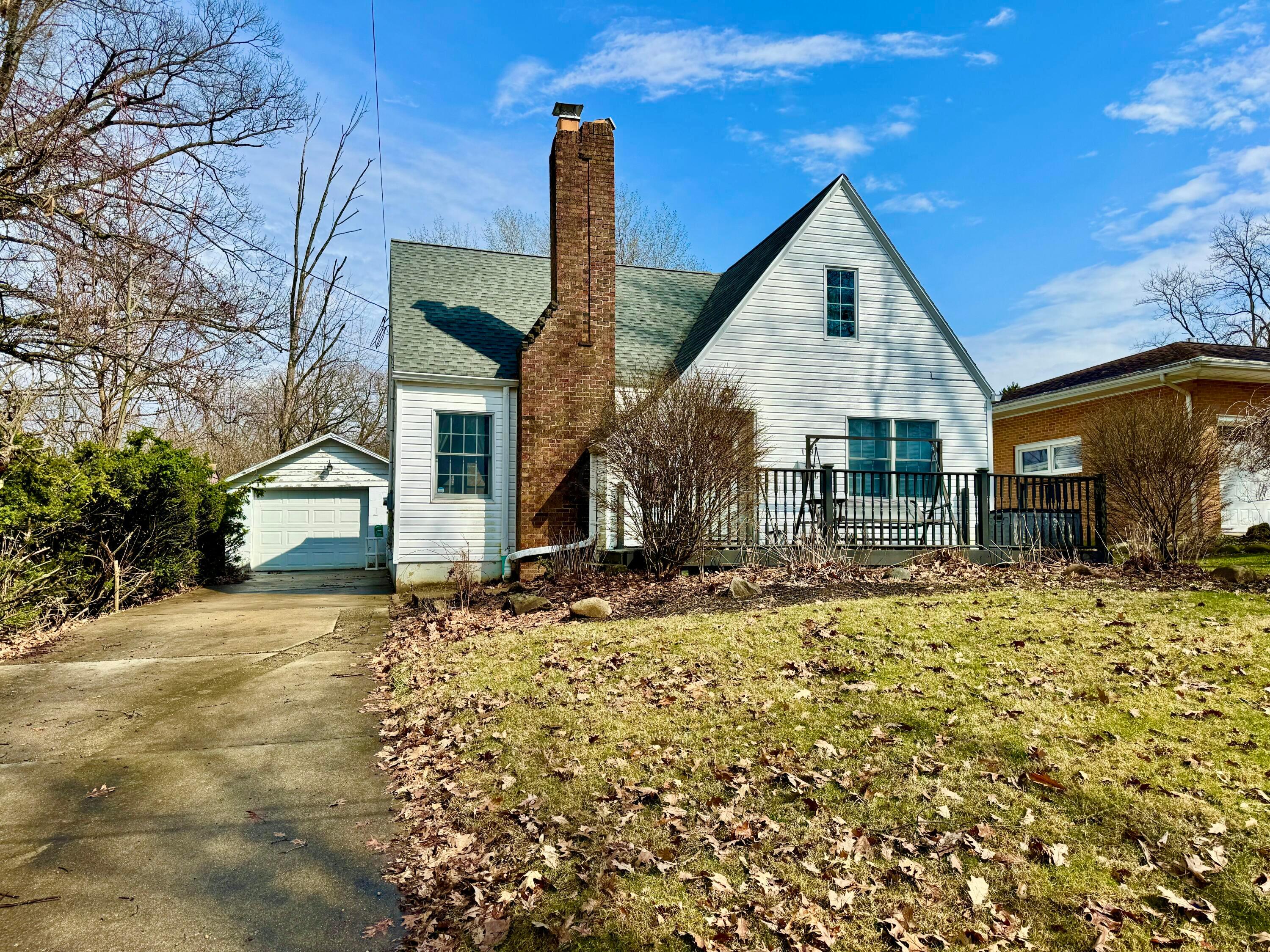 179 Oakwood Drive Property Photo