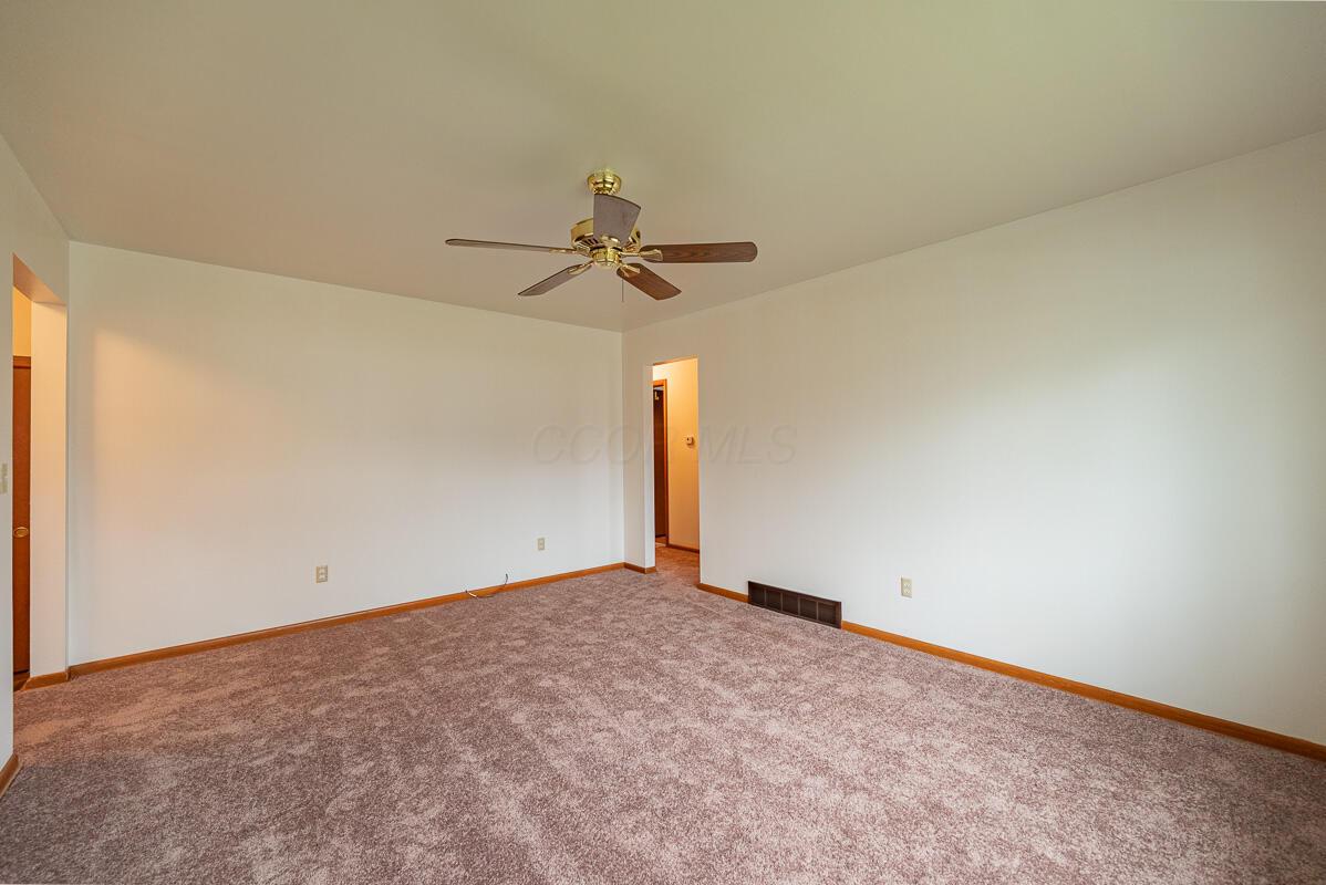 5513 Tamarack Boulevard Property Photo 5