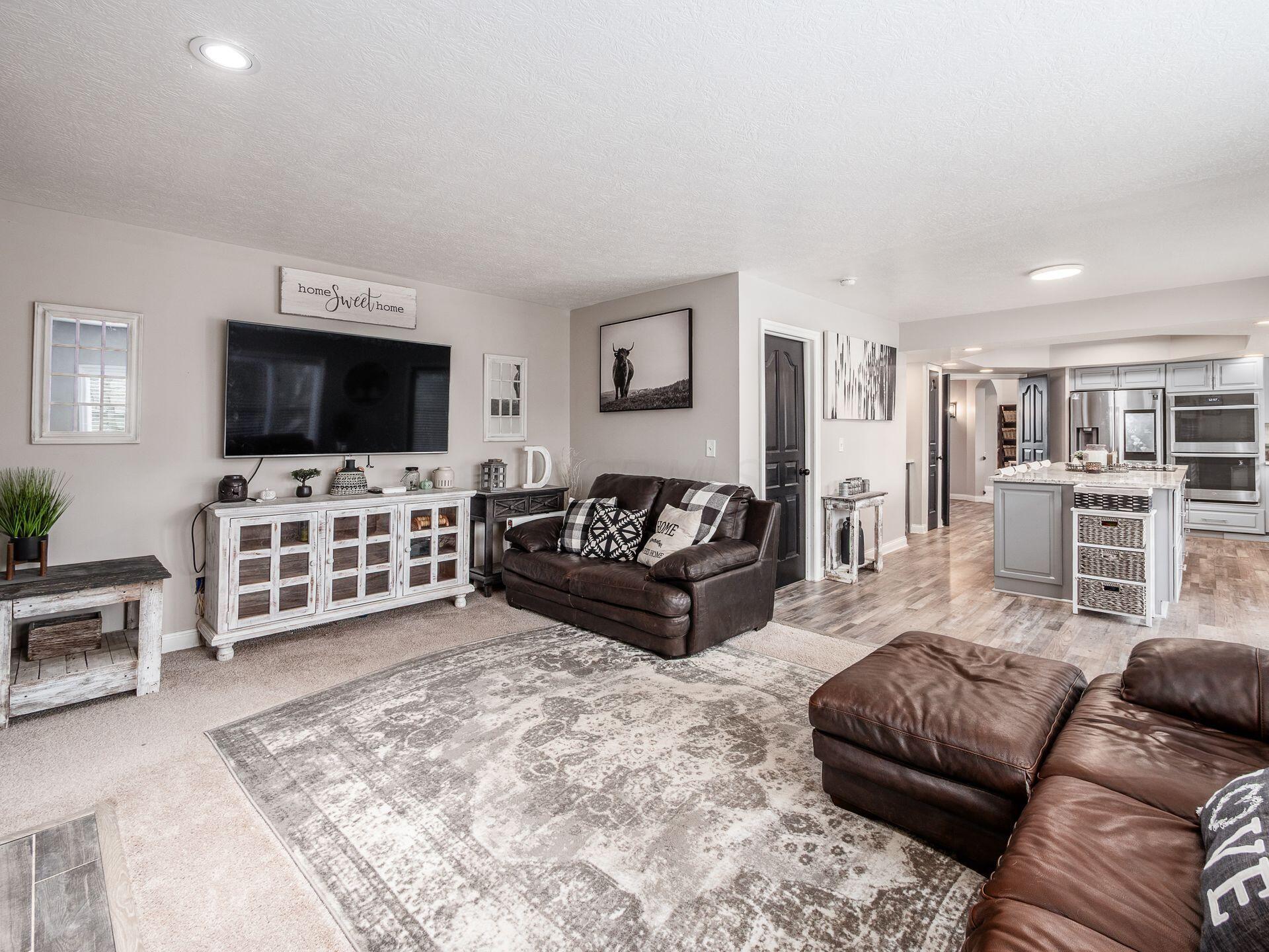 3908 Seabell Court Property Photo 18
