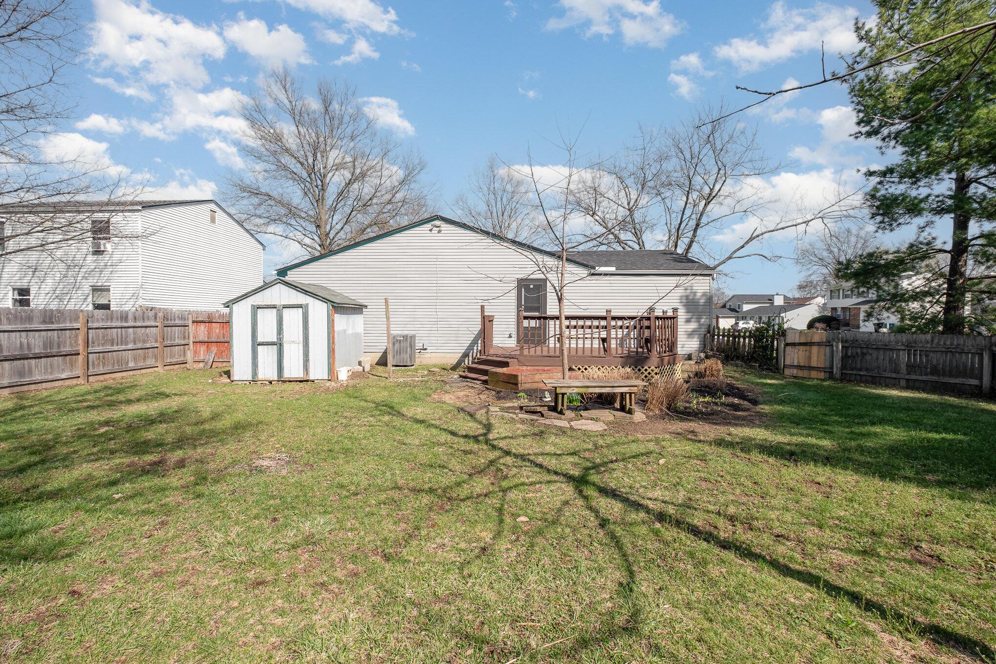 8779 Yates Point Court Property Photo 4