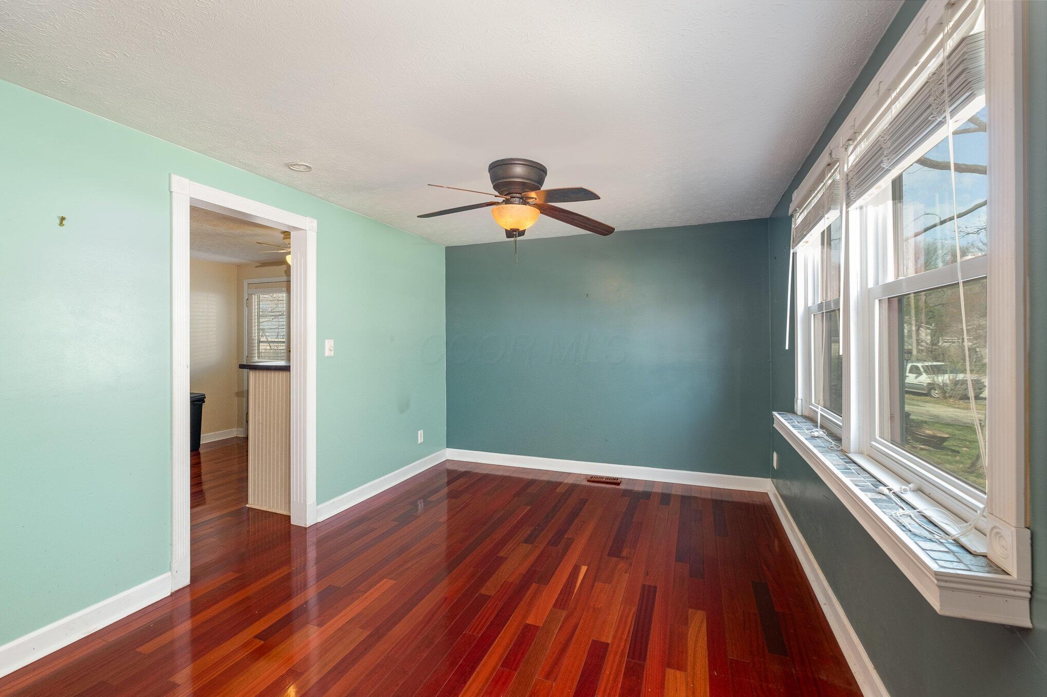 8779 Yates Point Court Property Photo 11