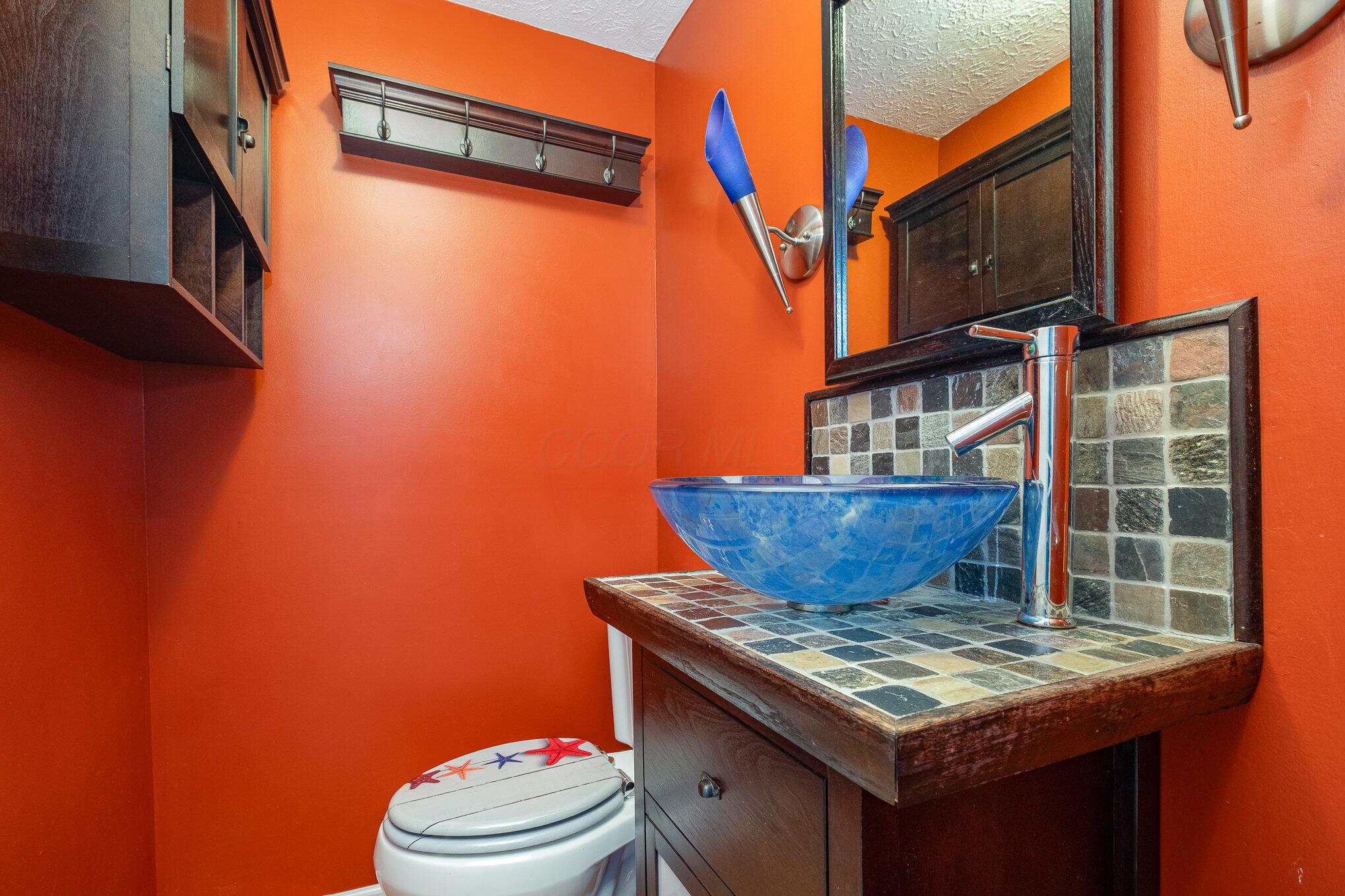 8779 Yates Point Court Property Photo 16