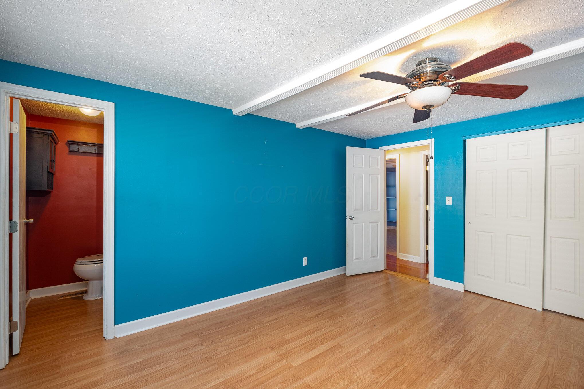 8779 Yates Point Court Property Photo 18
