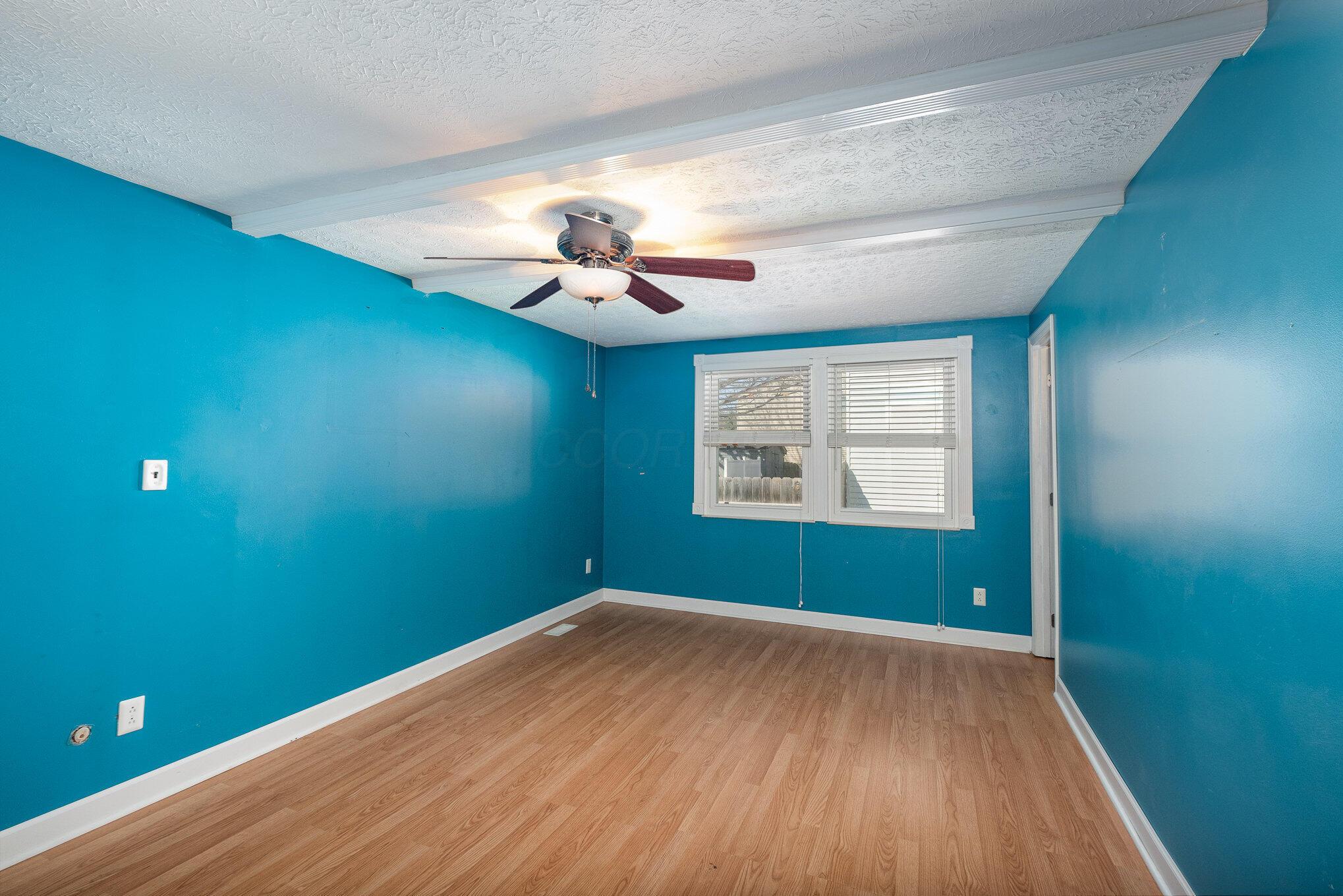 8779 Yates Point Court Property Photo 19