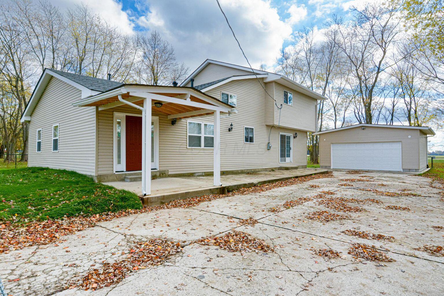 58 Blueview Drive Sw Property Photo
