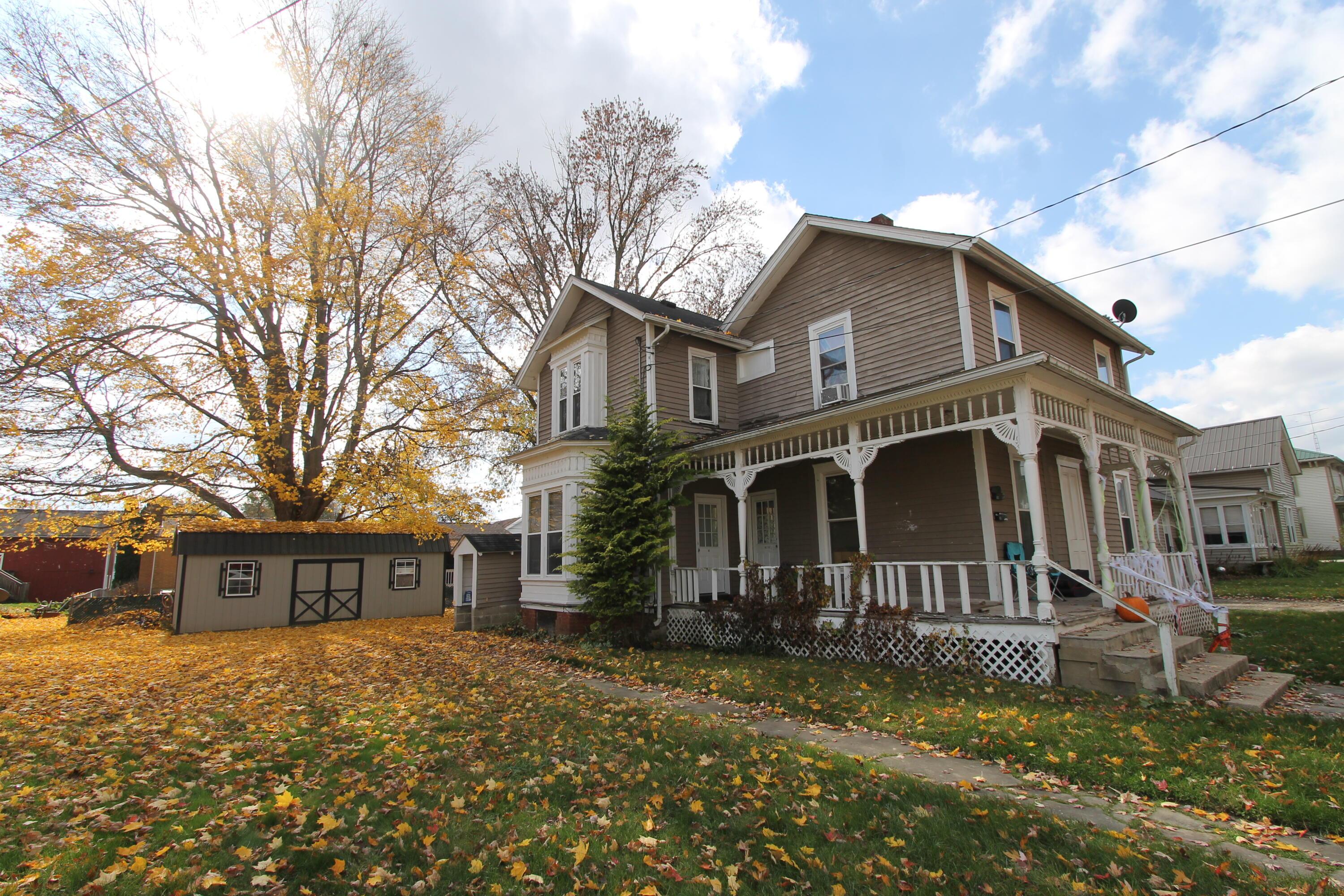 65 W College Street Property Photo