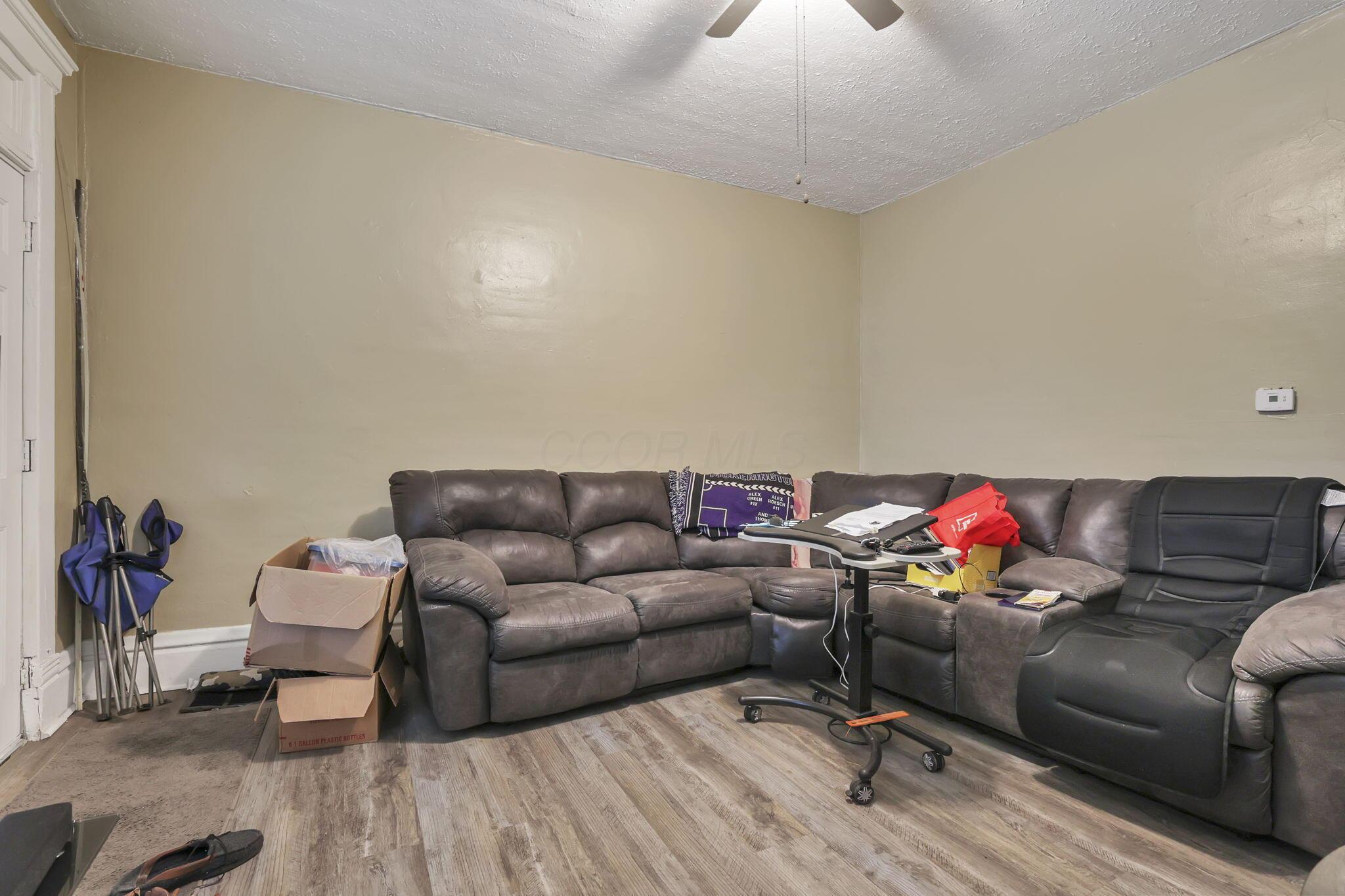 34-36 Midland Avenue Property Photo 9