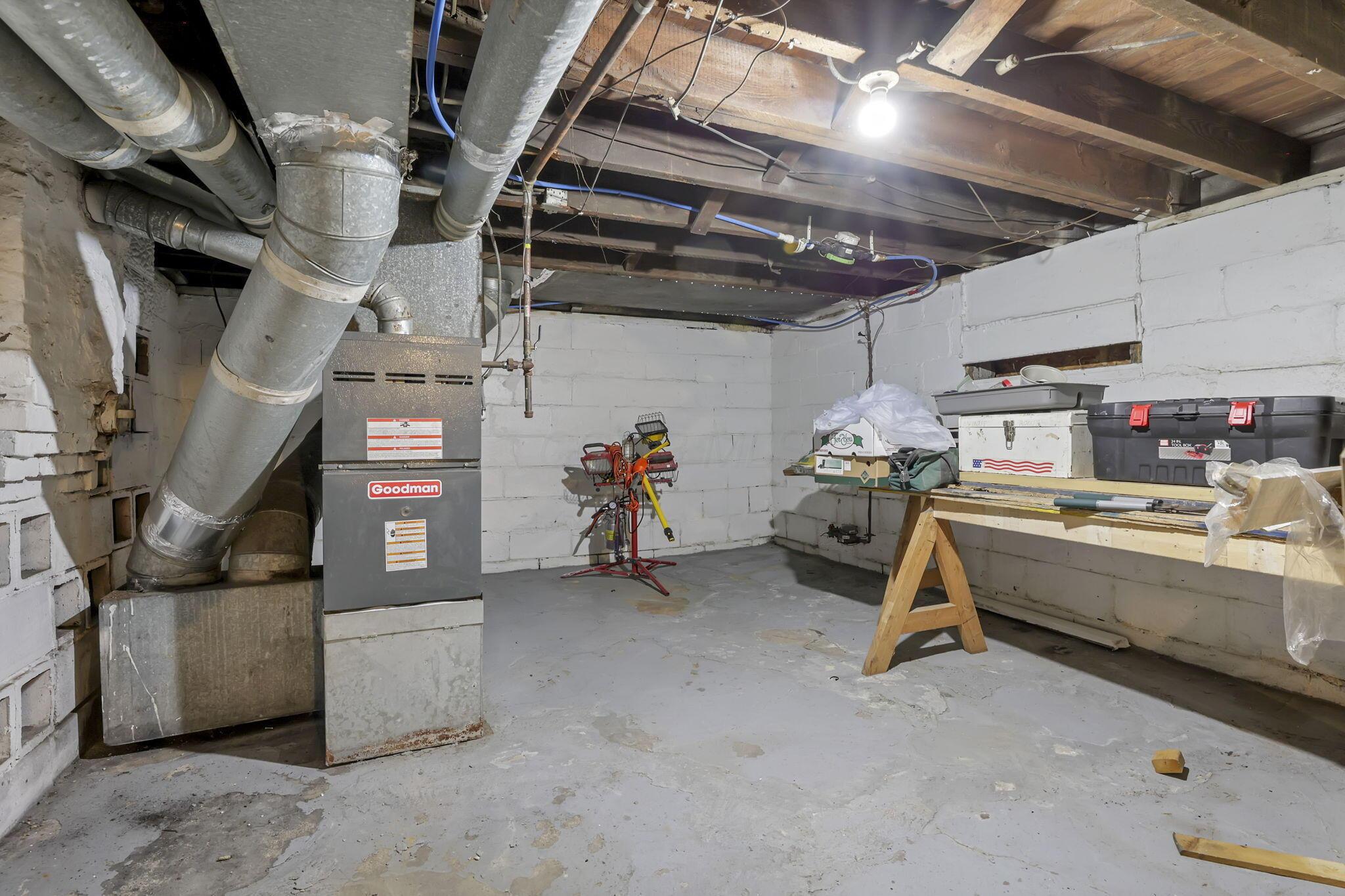34-36 Midland Avenue Property Photo 28