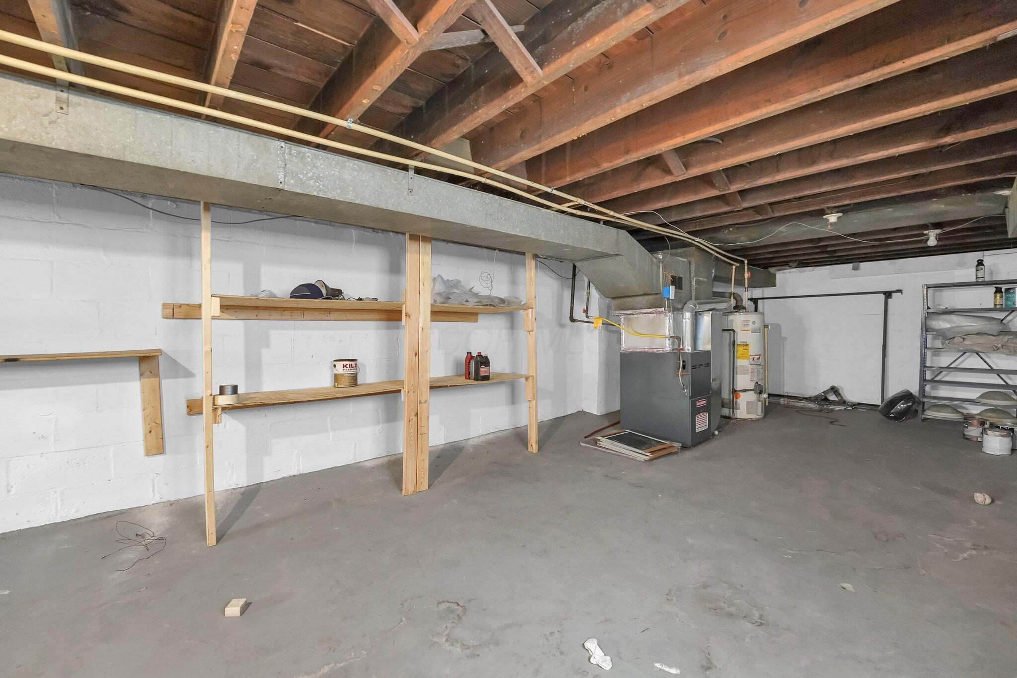 2331 Ridgeway Avenue, 2333 Property Photo 19