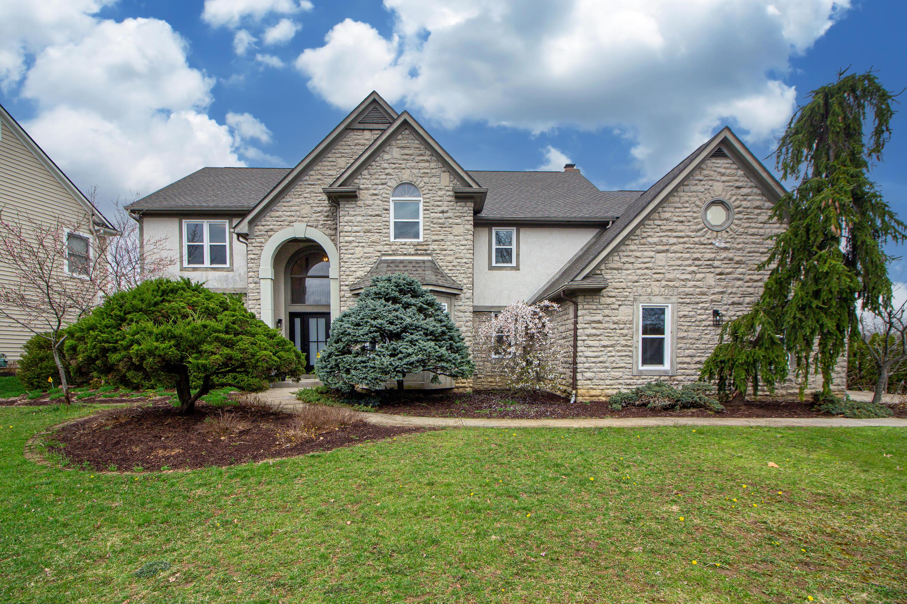 Amberleigh Real Estate Listings Main Image