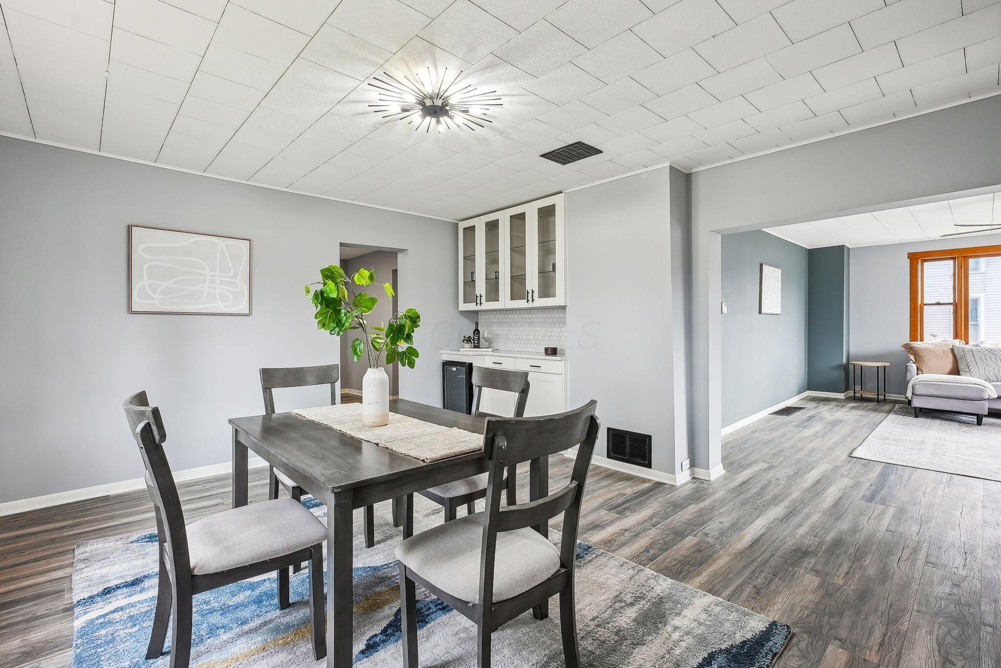 84 S Church Street Property Photo